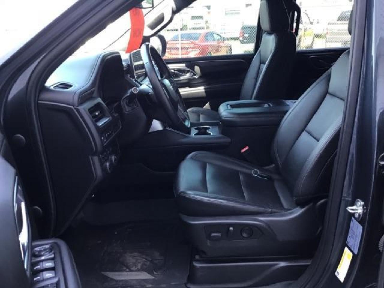 2021 GRAY /BLACK Chevrolet Suburban LT 4WD (1GNSKCKDXMR) with an 5.3L V8 OHV 16V engine, 10-Speed Automatic transmission, located at 1235 N Woodruff Ave., Idaho Falls, 83401, (208) 523-1053, 43.507172, -112.000488 - Hard to find late model Carry-All with low miles! It comes with heated seats, back up camera, parking sensors, collision avoidance, auto start/stop (to save on fuel), power folding mirrors, BOSE premium sound, and many, many more options! At Timberline Auto it is always easy to find a great deal - Photo #10