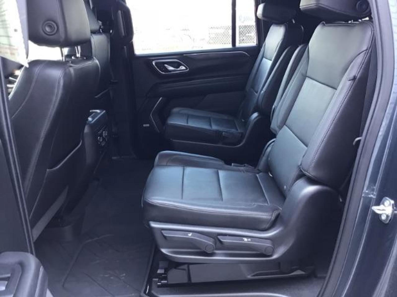 2021 GRAY /BLACK Chevrolet Suburban LT 4WD (1GNSKCKDXMR) with an 5.3L V8 OHV 16V engine, 10-Speed Automatic transmission, located at 1235 N Woodruff Ave., Idaho Falls, 83401, (208) 523-1053, 43.507172, -112.000488 - Photo #14