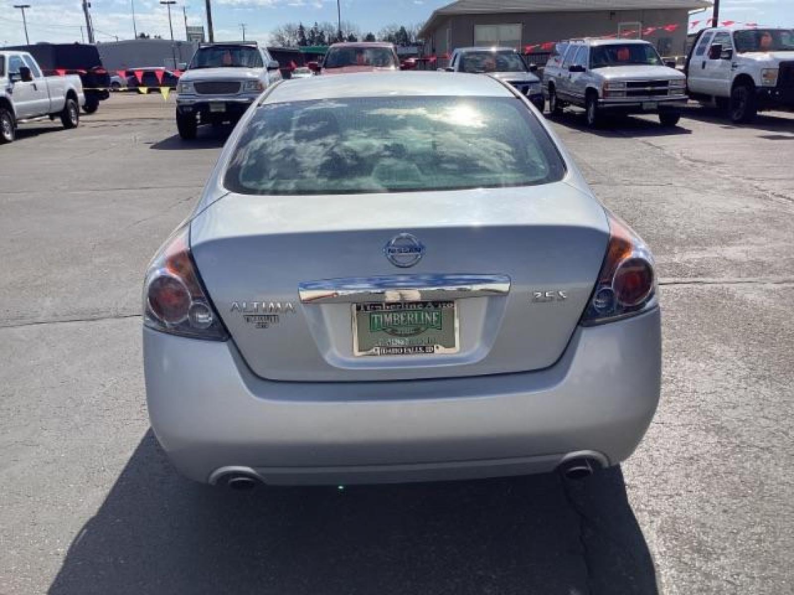 2011 Nissan Altima NA (1N4AL2AP2BN) , located at 1235 N Woodruff Ave., Idaho Falls, 83401, (208) 523-1053, 43.507172, -112.000488 - The 2011 Nissan Altima comes with a range of features aimed at providing comfort, convenience, and performance. Here are some key features you can typically find in the 2011 Nissan Altima: Engine Options: The 2011 Altima typically offers a choice of two engines: 2.5-liter four-cylinder engine: Pro - Photo #3