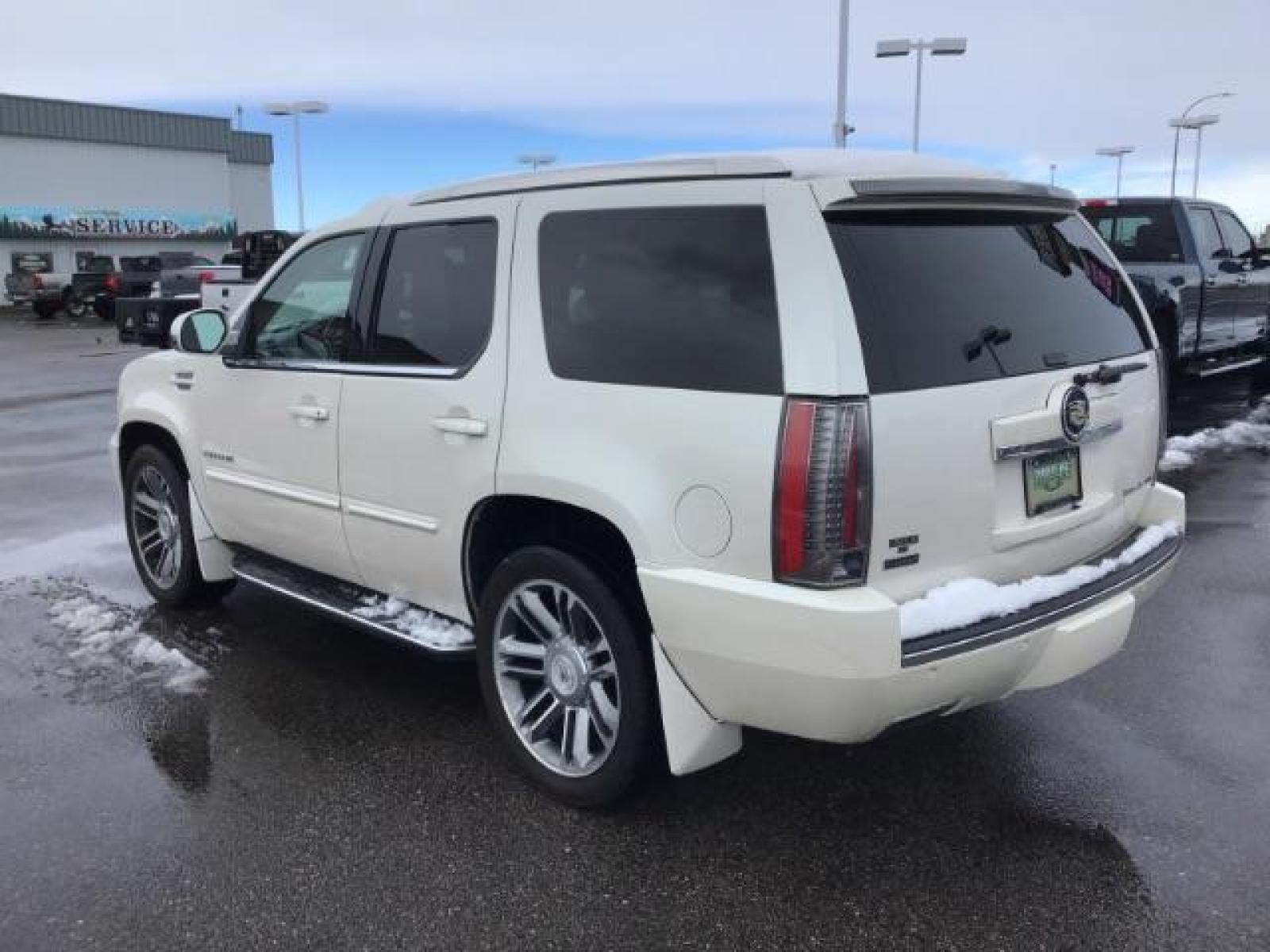 2012 WHITE /WHITE Cadillac Escalade AWD Luxury (1GYS4BEF2CR) with an 6.2L V8 OHV 16V FFV engine, 6-Speed Automatic transmission, located at 1235 N Woodruff Ave., Idaho Falls, 83401, (208) 523-1053, 43.507172, -112.000488 - This 2012 Cadillac Escalade Luxury 4x4, has the 6.2L motor. It has 117,000 miles. Comes with leather interior, heated seats, 3rd row seating, blue tooth audio, sunroof, power seats, and back up camera. At Timberline Auto it is always easy to find a great deal on your next vehicle! Our experienced sa - Photo #2