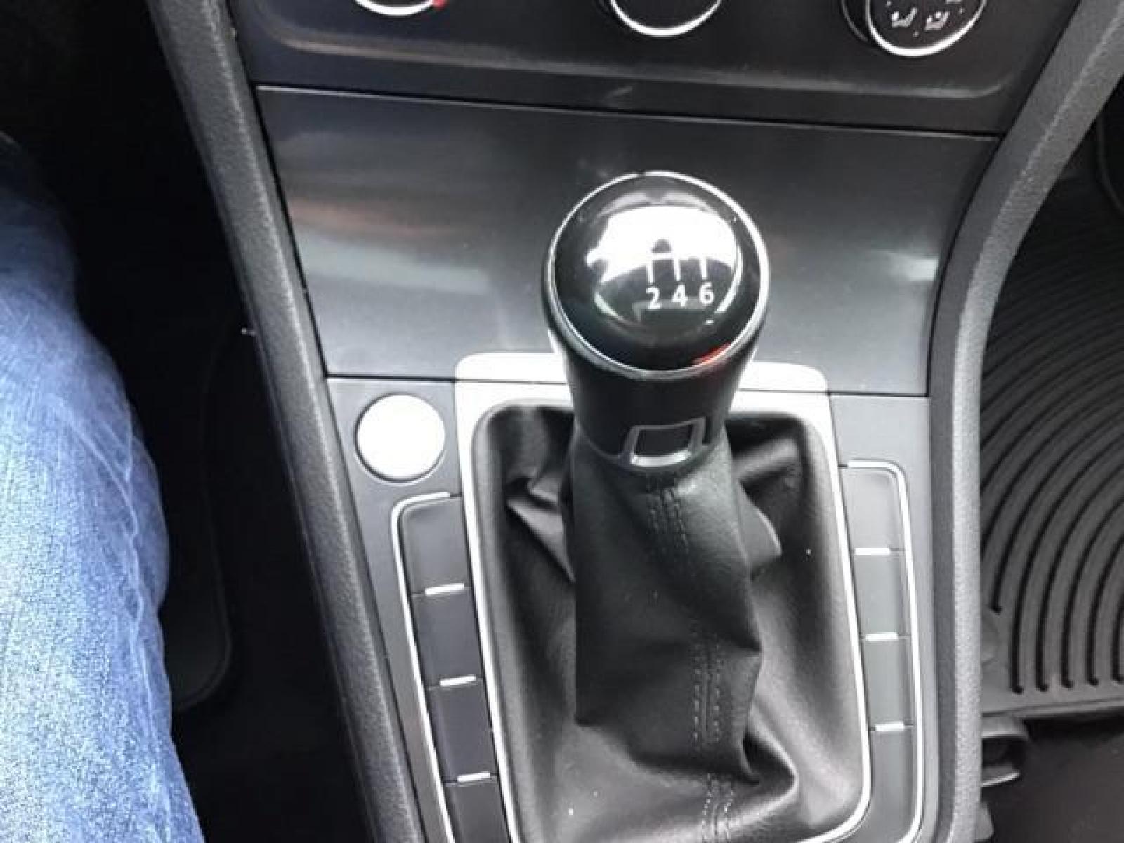 2019 Deep Black Pearl /Titan Black, leatherette Volkswagen Golf SE 6M (3VWW57AU6KM) with an 1.8L L4 engine, 6-Speed Manual transmission, located at 1235 N Woodruff Ave., Idaho Falls, 83401, (208) 523-1053, 43.507172, -112.000488 - Photo #13