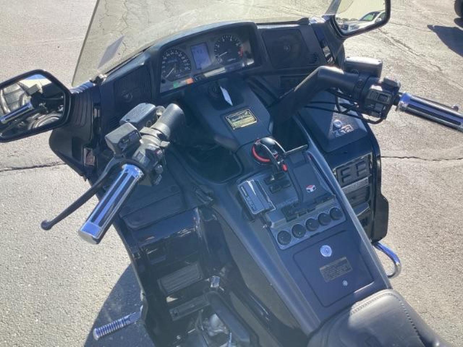 1991 BLACK Honda GL1500A - (1HFSC2206MA) with an 1520CC engine, located at 1235 N Woodruff Ave., Idaho Falls, 83401, (208) 523-1053, 43.507172, -112.000488 - The 1991 Honda GL1500A, also known as the Honda Gold Wing Aspencade, is a touring motorcycle that was known for its comfort, performance, and array of features. Here are some of the notable features of the 1991 GL1500A: Engine: The GL1500A is powered by a liquid-cooled, horizontally opposed six-cyl - Photo #8