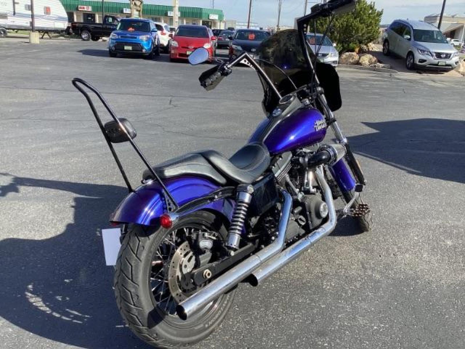2016 Harley-Davidson FXDB103 - (1HD1GXM19GC) with an 1690CC engine, located at 1235 N Woodruff Ave., Idaho Falls, 83401, (208) 523-1053, 43.507172, -112.000488 - The 2016 Harley-Davidson FXDB103, also known as the Dyna Street Bob, comes with a range of features that cater to both style and performance. Here are some of its key features: Engine: The FXDB103 is powered by a Milwaukee-Eight 103 V-twin engine, which is renowned for its power and torque delivery - Photo #3