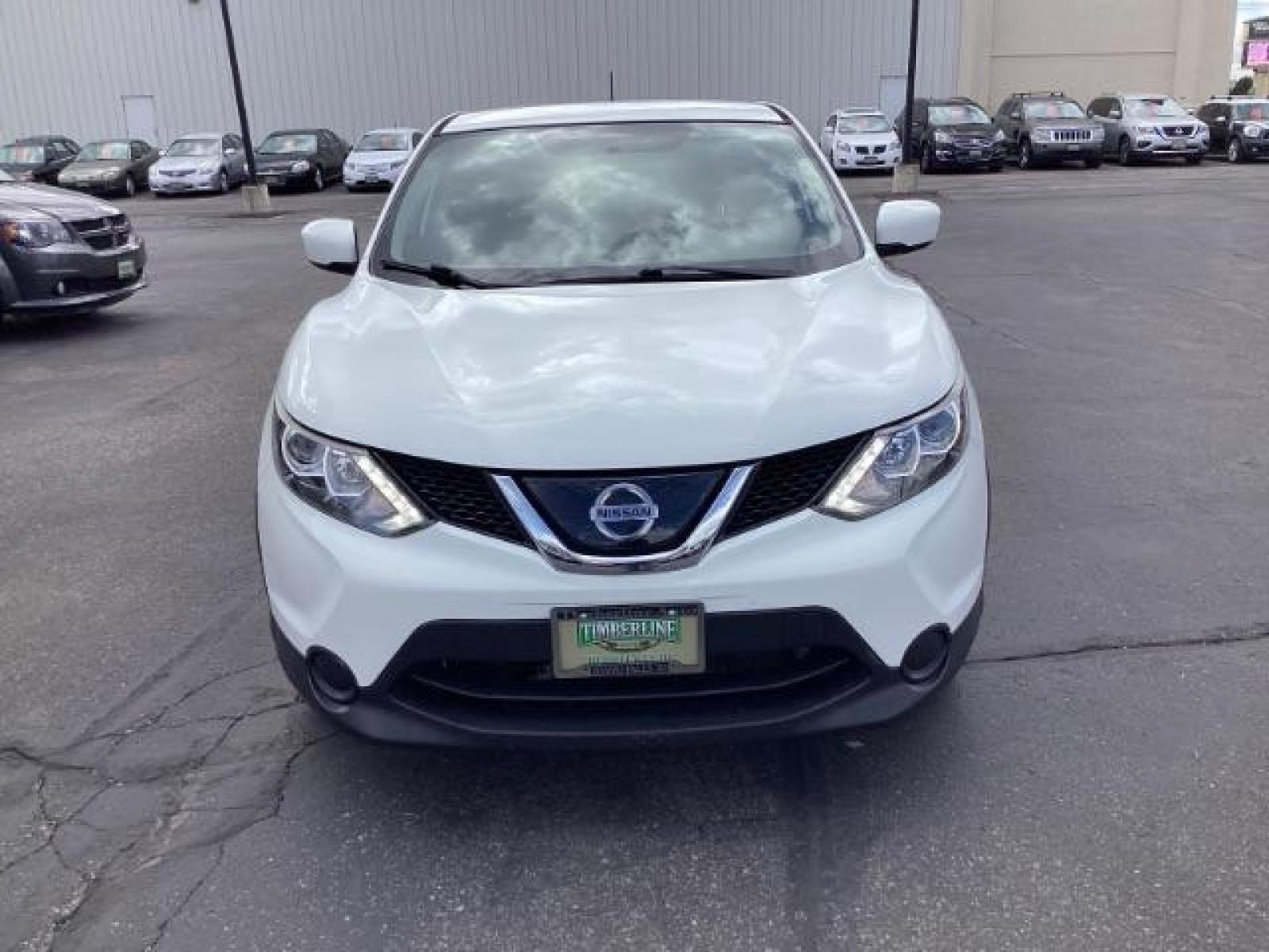 2018 Nissan Rogue Sport NA (JN1BJ1CP6JW) with an 2.0 engine, AUTO transmission, located at 1235 N Woodruff Ave., Idaho Falls, 83401, (208) 523-1053, 43.507172, -112.000488 - Photo #7
