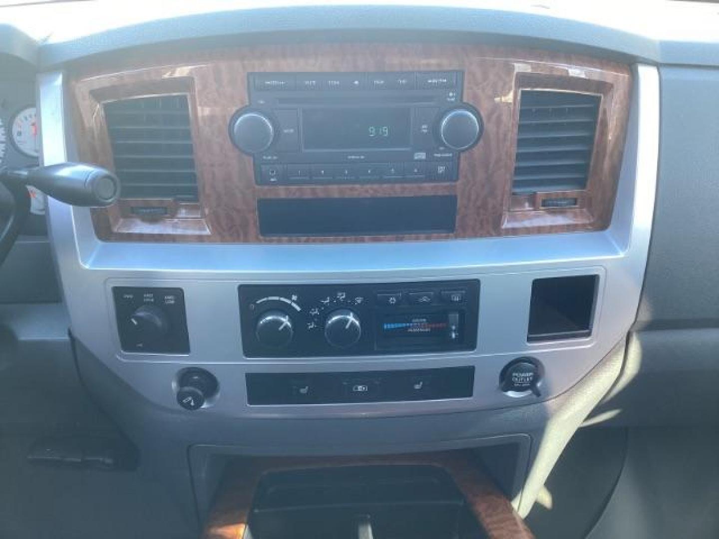 2007 Bright Silver Metallic /Medium Slate Gray Leather Interior Dodge Ram 1500 Laramie Mega Cab 4WD (3D7KS19D77G) with an 5.7L V8 OHV 16V engine, 5-Speed Automatic transmission, located at 1235 N Woodruff Ave., Idaho Falls, 83401, (208) 523-1053, 43.507172, -112.000488 - Photo#14