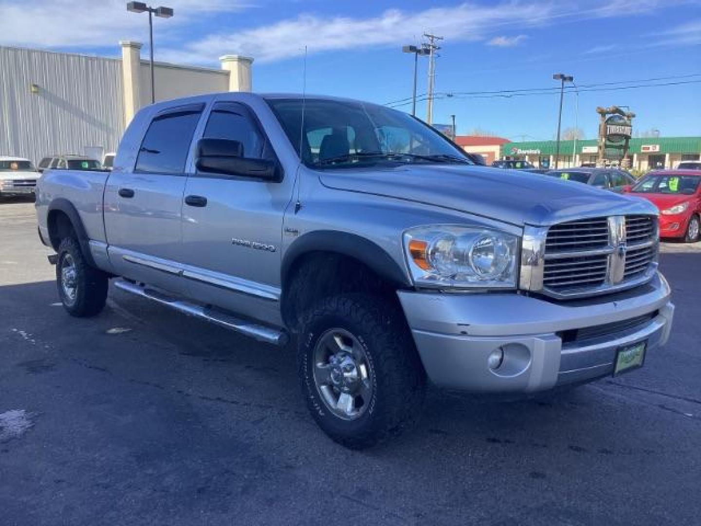 2007 Bright Silver Metallic /Medium Slate Gray Leather Interior Dodge Ram 1500 Laramie Mega Cab 4WD (3D7KS19D77G) with an 5.7L V8 OHV 16V engine, 5-Speed Automatic transmission, located at 1235 N Woodruff Ave., Idaho Falls, 83401, (208) 523-1053, 43.507172, -112.000488 - Photo#7