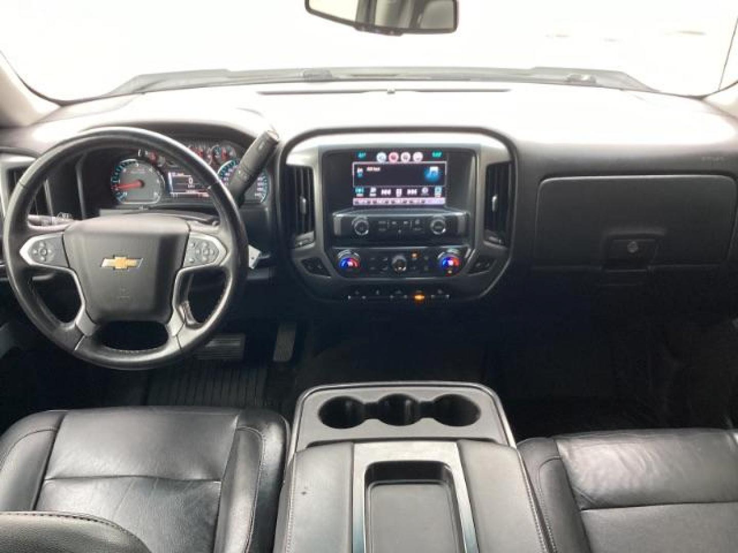 2016 Summit White /Jet Black, cloth Chevrolet Silverado 1500 LT Crew Cab 4WD (3GCUKREC7GG) with an 5.3L V8 OHV 16V engine, 6-Speed Automatic transmission, located at 1235 N Woodruff Ave., Idaho Falls, 83401, (208) 523-1053, 43.507172, -112.000488 - Photo#9