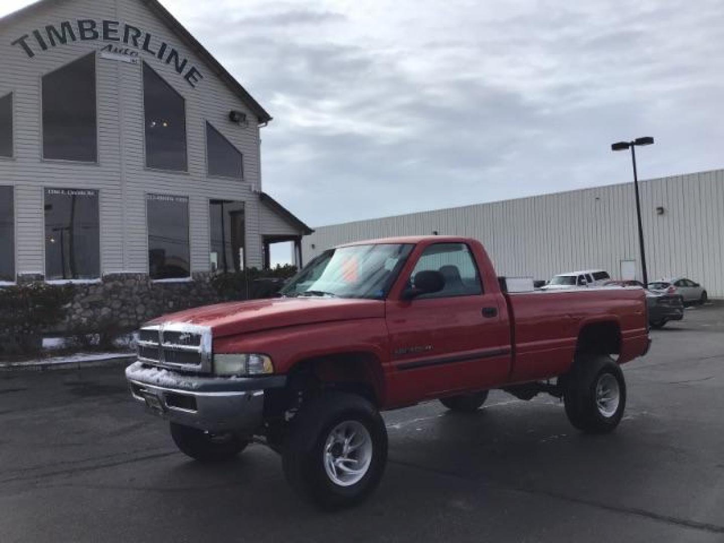 2001 /Agate Cloth Dodge Ram 1500 Reg. Cab Long Bed 4WD (1B7HF16Y11S) with an 5.2L V8 OHV 16V engine, located at 1235 N Woodruff Ave., Idaho Falls, 83401, (208) 523-1053, 43.507172, -112.000488 - At Timberline Auto it is always easy to find a great deal on your next vehicle! Our experienced sales staff can help find the right vehicle will fit your needs. Our knowledgeable finance department has options for almost any credit score. We offer many warranty contract options to protect you new pr - Photo#0