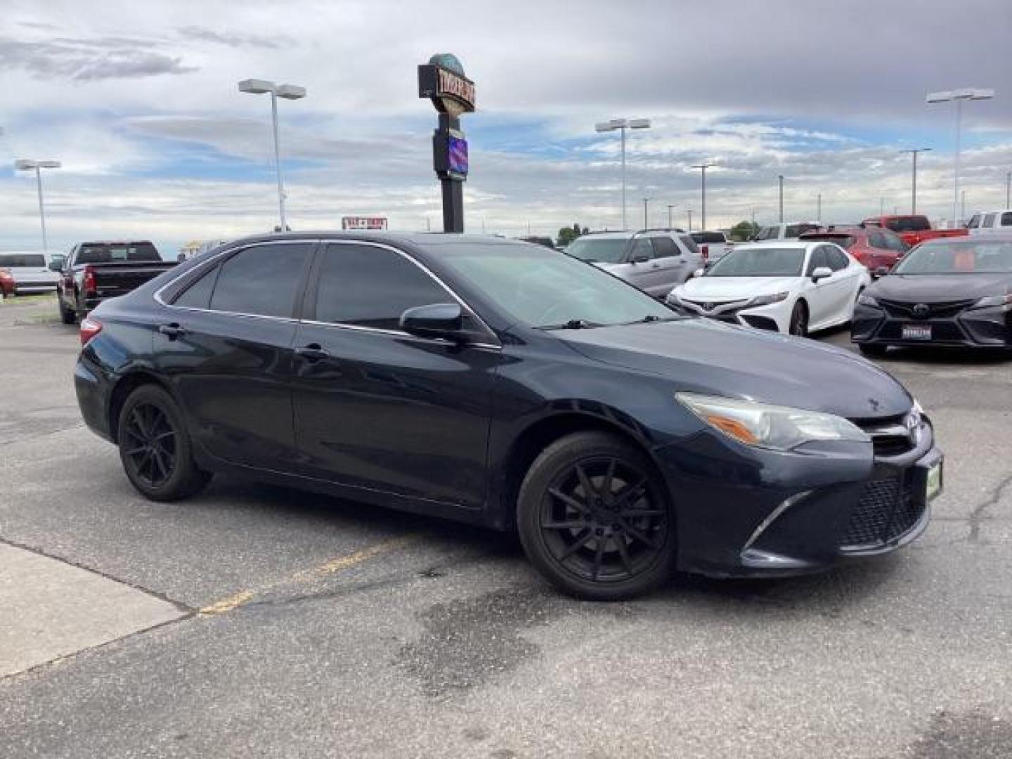 2015 Attitude Black Metallic /Black, leatherette/cloth Toyota Camry SE (4T1BF1FK0FU) with an 2.5L L4 DOHC 16V engine, 6-Speed Automatic transmission, located at 1235 N Woodruff Ave., Idaho Falls, 83401, (208) 523-1053, 43.507172, -112.000488 - Photo#7