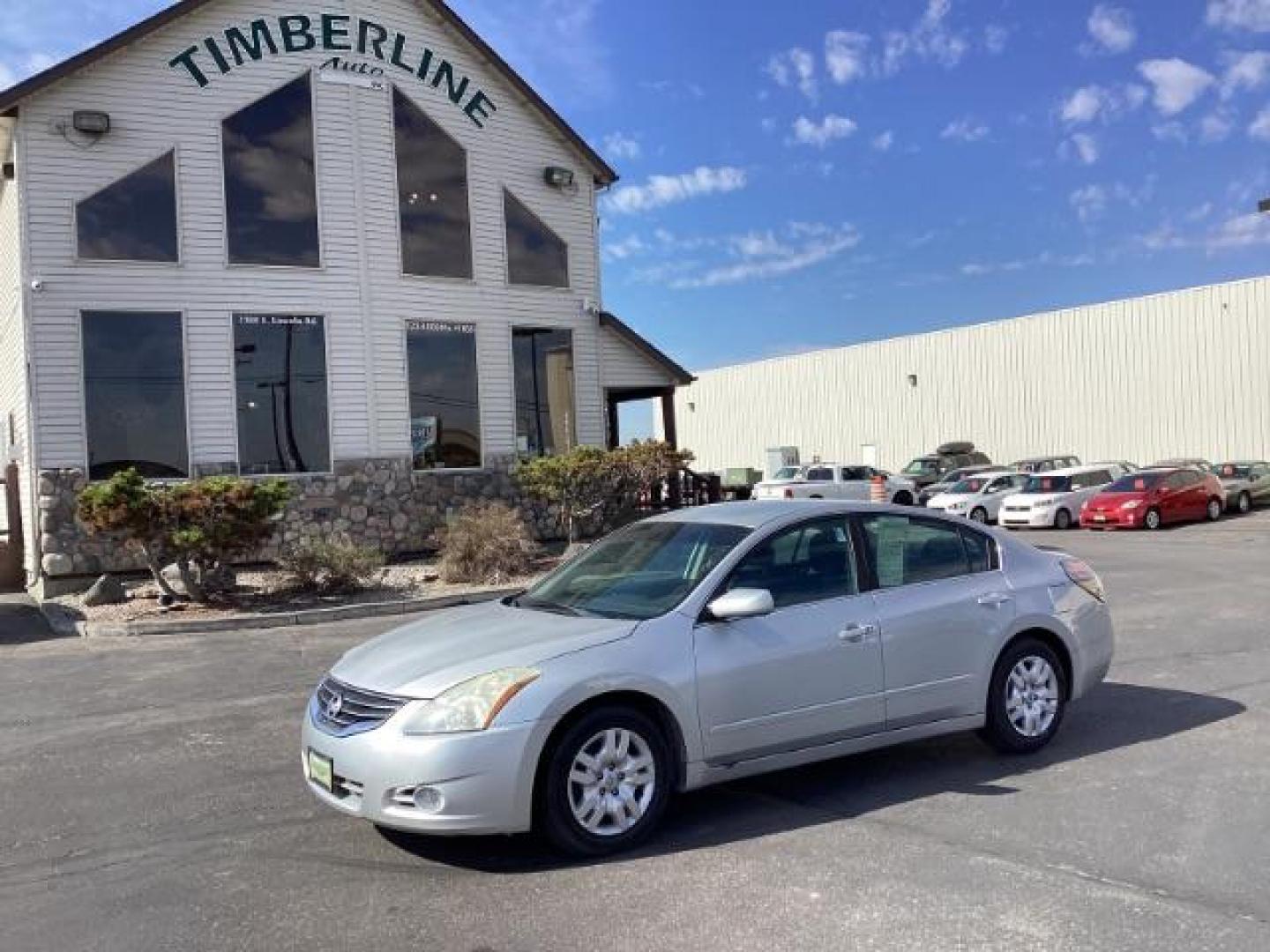 2011 /Frost Cloth Interior Nissan Altima 2.5 S (1N4AL2AP2BN) with an 2.5L L4 DOHC 16V engine, Continuously Variable Transmission transmission, located at 1235 N Woodruff Ave., Idaho Falls, 83401, (208) 523-1053, 43.507172, -112.000488 - The 2011 Nissan Altima comes with a range of features aimed at providing comfort, convenience, and performance. Here are some key features you can typically find in the 2011 Nissan Altima: Engine Options: The 2011 Altima typically offers a choice of two engines: 2.5-liter four-cylinder engine: Pro - Photo#0