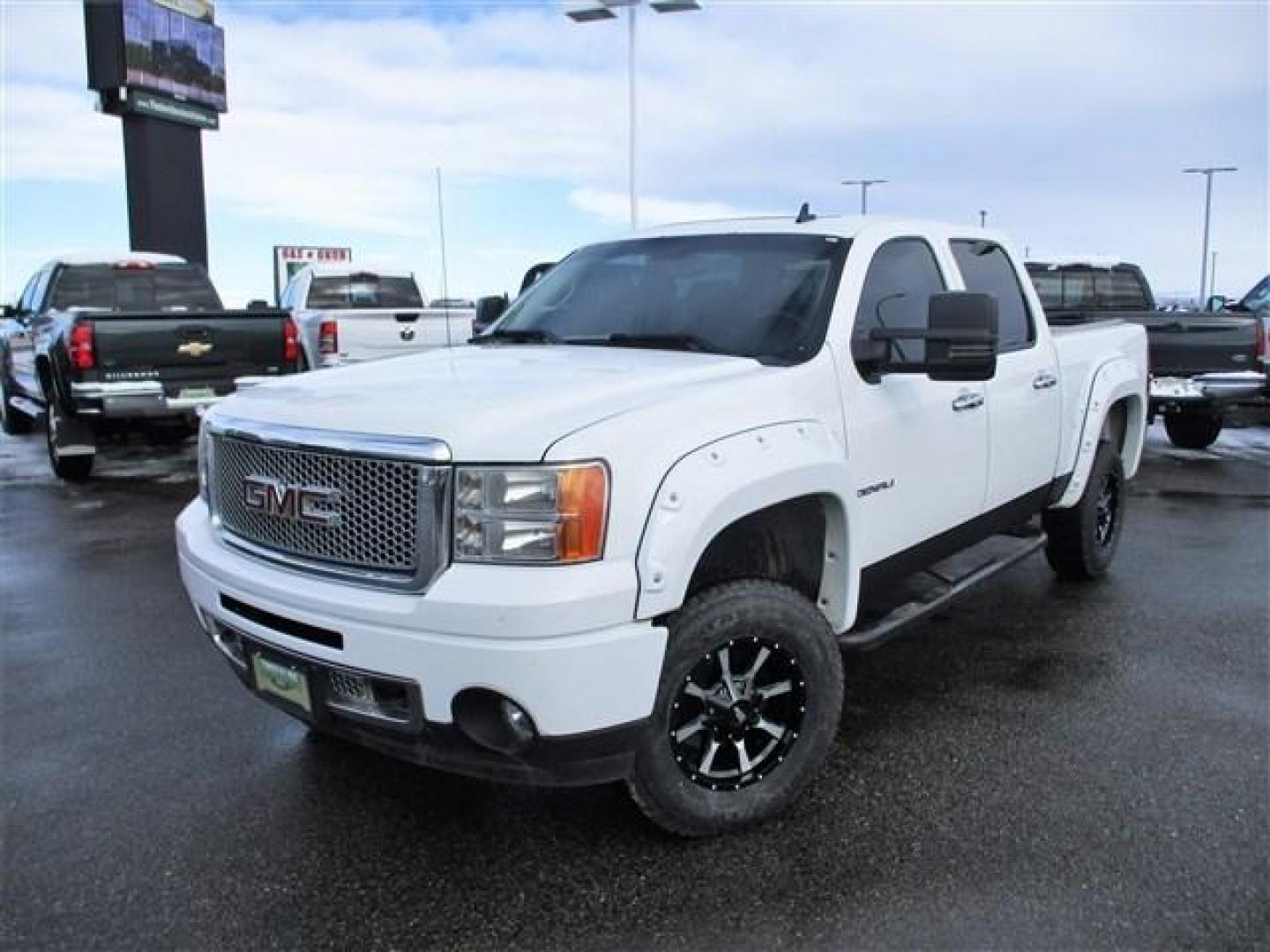 2012 WHITE /WHITE GMC Sierra 1500 Denali Crew Cab 4WD (3GTP2XE29CG) with an 6.2L V8 OHV 16V FFV engine, 6-Speed Automatic transmission, located at 1235 N Woodruff Ave., Idaho Falls, 83401, (208) 523-1053, 43.507172, -112.000488 - Photo#1