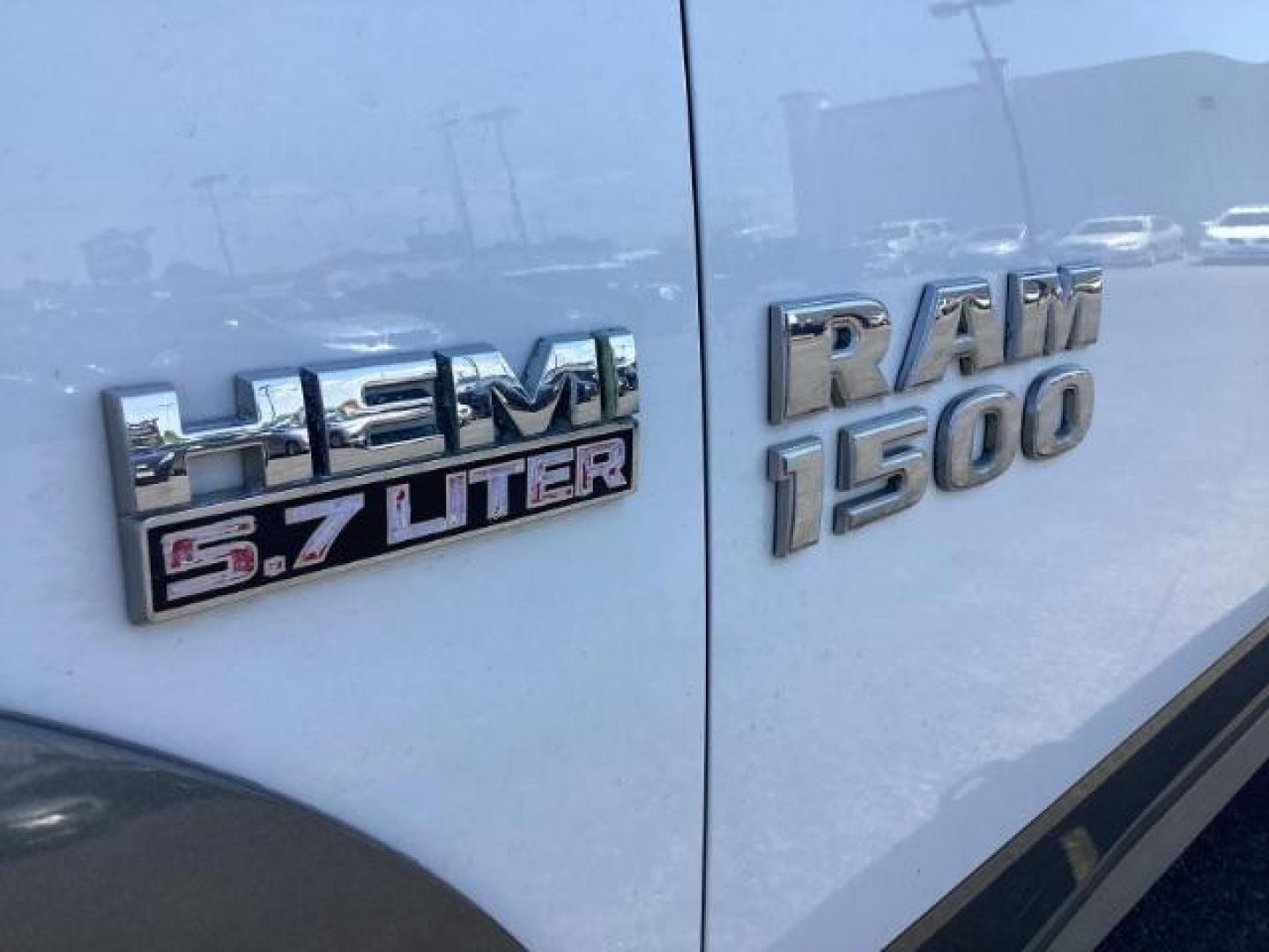 2013 WHITE RAM 1500 SLT Quad Cab 4WD (1C6RR7GTXDS) with an 5.7L V8 OHV 16V engine, 6-Speed Automatic transmission, located at 1235 N Woodruff Ave., Idaho Falls, 83401, (208) 523-1053, 43.507172, -112.000488 - Photo#9