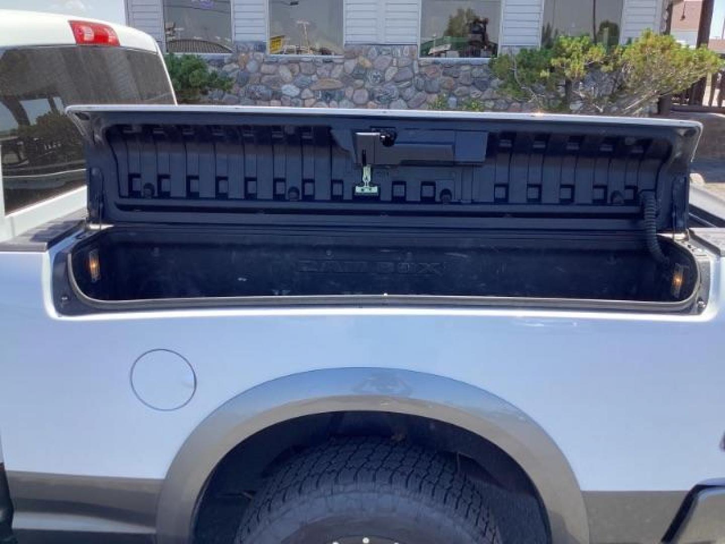 2013 WHITE RAM 1500 SLT Quad Cab 4WD (1C6RR7GTXDS) with an 5.7L V8 OHV 16V engine, 6-Speed Automatic transmission, located at 1235 N Woodruff Ave., Idaho Falls, 83401, (208) 523-1053, 43.507172, -112.000488 - Photo#23