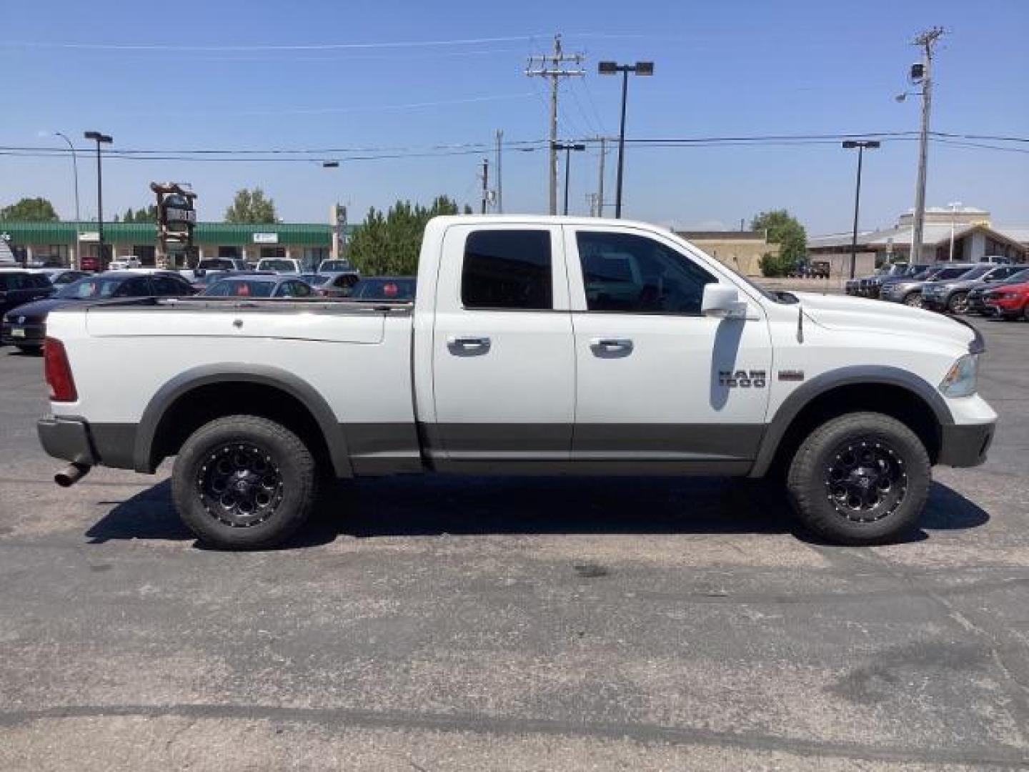 2013 WHITE RAM 1500 SLT Quad Cab 4WD (1C6RR7GTXDS) with an 5.7L V8 OHV 16V engine, 6-Speed Automatic transmission, located at 1235 N Woodruff Ave., Idaho Falls, 83401, (208) 523-1053, 43.507172, -112.000488 - Photo#6