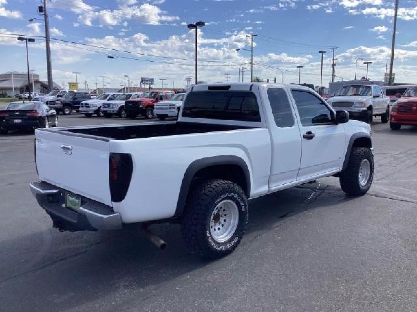 2008 Summit White /Medium Pewter Cloth Interior Chevrolet Colorado Work Truck Ext. Cab 4WD (1GCDT19E888) with an 3.7L L5 DOHC 20V engine, 4-Speed Automatic transmission, located at 1235 N Woodruff Ave., Idaho Falls, 83401, (208) 523-1053, 43.507172, -112.000488 - The 2008 Chevy Colorado Work Truck trim is typically designed to offer practicality and utility for work-related tasks. Here are some key features you can typically find in the 2008 Chevy Colorado Work Truck: Engine Options: The 2008 Colorado Work Truck usually offers a choice of engine options: 2 - Photo#4