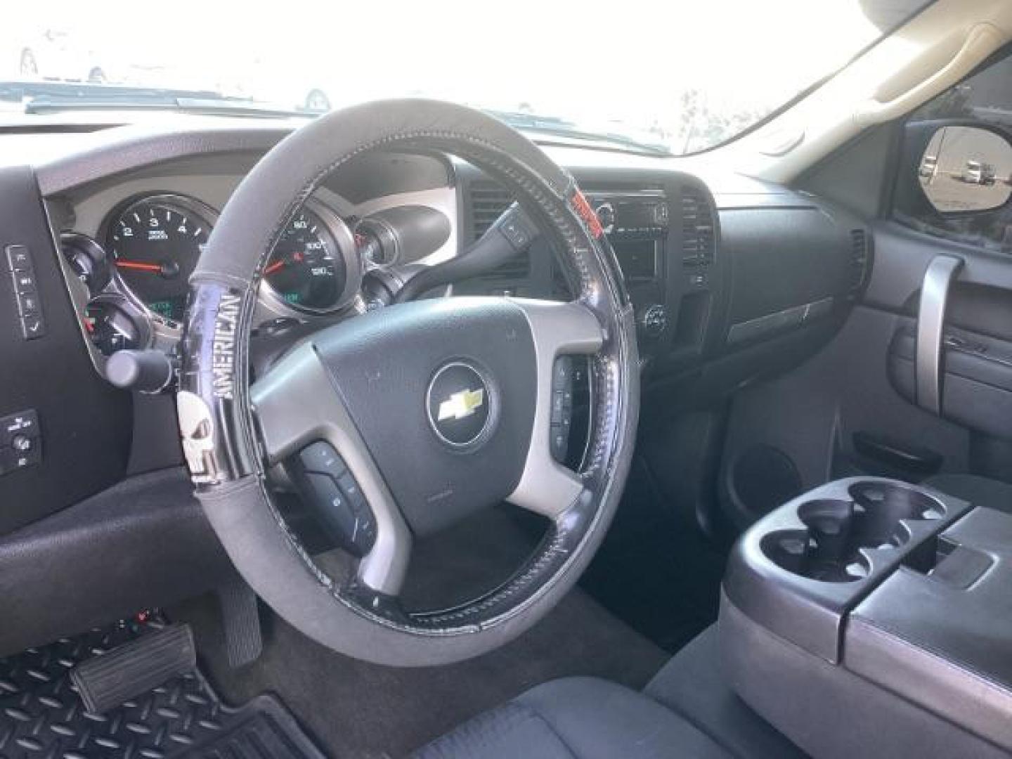 2013 Mocha Steel Metallic Chevrolet Silverado 1500 LT 4WD (1GCNKSE03DZ) with an 5.3L V8 OHV 16V FFV engine, located at 1235 N Woodruff Ave., Idaho Falls, 83401, (208) 523-1053, 43.507172, -112.000488 - Photo#13