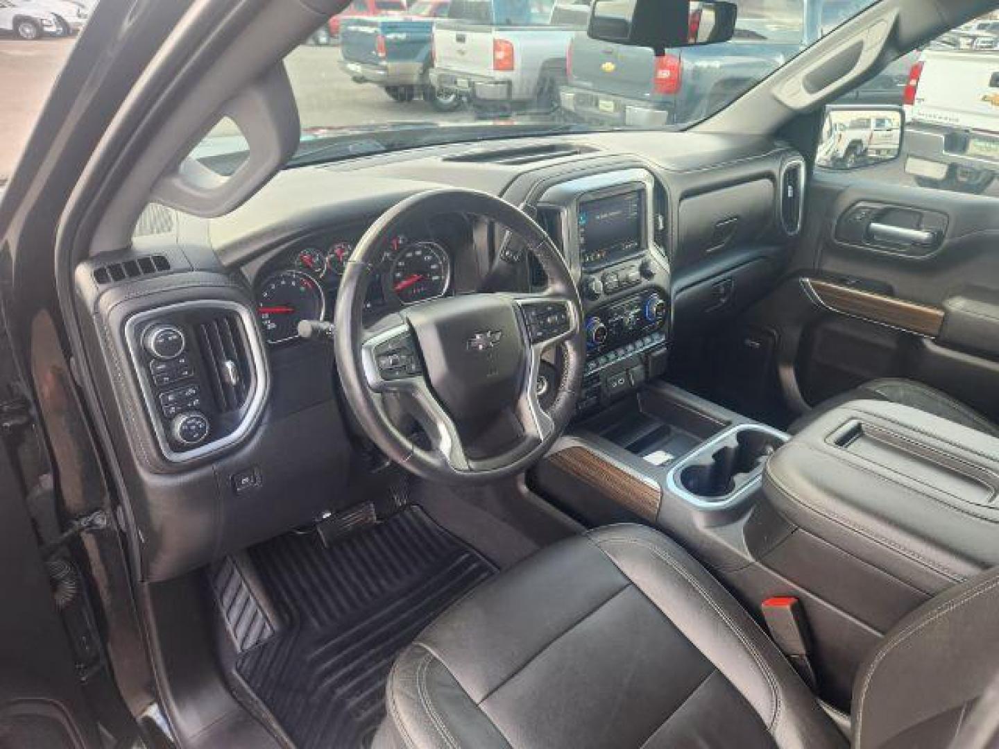 2020 Black /Jet Black, leather Chevrolet Silverado 1500 RST Crew Cab 4WD (1GCUYEEL3LZ) with an 6.2L V8 OHV 16V engine, Automatic transmission, located at 1235 N Woodruff Ave., Idaho Falls, 83401, (208) 523-1053, 43.507172, -112.000488 - 6.2L V8 Chevy half ton crew cab with a 6.5 foot bed. Low miles, black leather interior. This truck is in great condition inside and out! It is completely stock with zero modifications. This pick up is a must see! Come in today and check it out! At timberline Auto it is always easy to find a great d - Photo#13