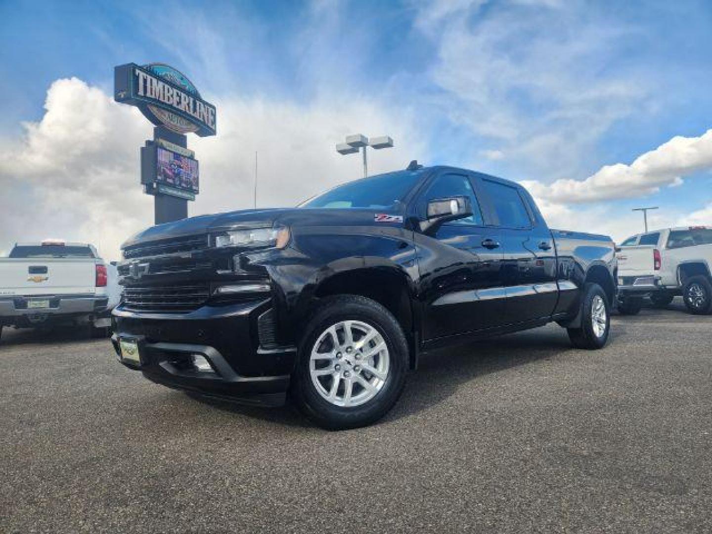 2020 Black /Jet Black, leather Chevrolet Silverado 1500 RST Crew Cab 4WD (1GCUYEEL3LZ) with an 6.2L V8 OHV 16V engine, Automatic transmission, located at 1235 N Woodruff Ave., Idaho Falls, 83401, (208) 523-1053, 43.507172, -112.000488 - 6.2L V8 Chevy half ton crew cab with a 6.5 foot bed. Low miles, black leather interior. This truck is in great condition inside and out! It is completely stock with zero modifications. This pick up is a must see! Come in today and check it out! At timberline Auto it is always easy to find a great d - Photo#0