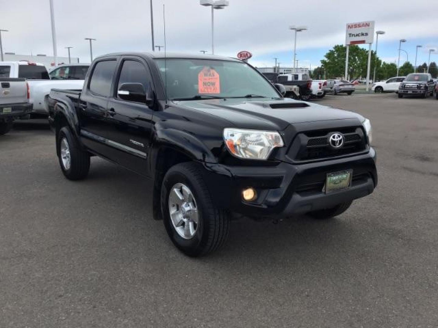 2015 Black /Gray, cloth Toyota Tacoma TRD SPORT Double Cab (3TMLU4EN8FM) with an 4.0L V6 DOHC 24V engine, Automatic transmission, located at 1235 N Woodruff Ave., Idaho Falls, 83401, (208) 523-1053, 43.507172, -112.000488 - Here's your chance at one of the most popular vehicles on the market! This Tacoma is in great shape inside and out! The TRD-SPORT gives you the color matched bumpers, the bigger display, and a few other goodies! The bed has a factory liner and the interior has rubber floor mats in the front with clo - Photo#7