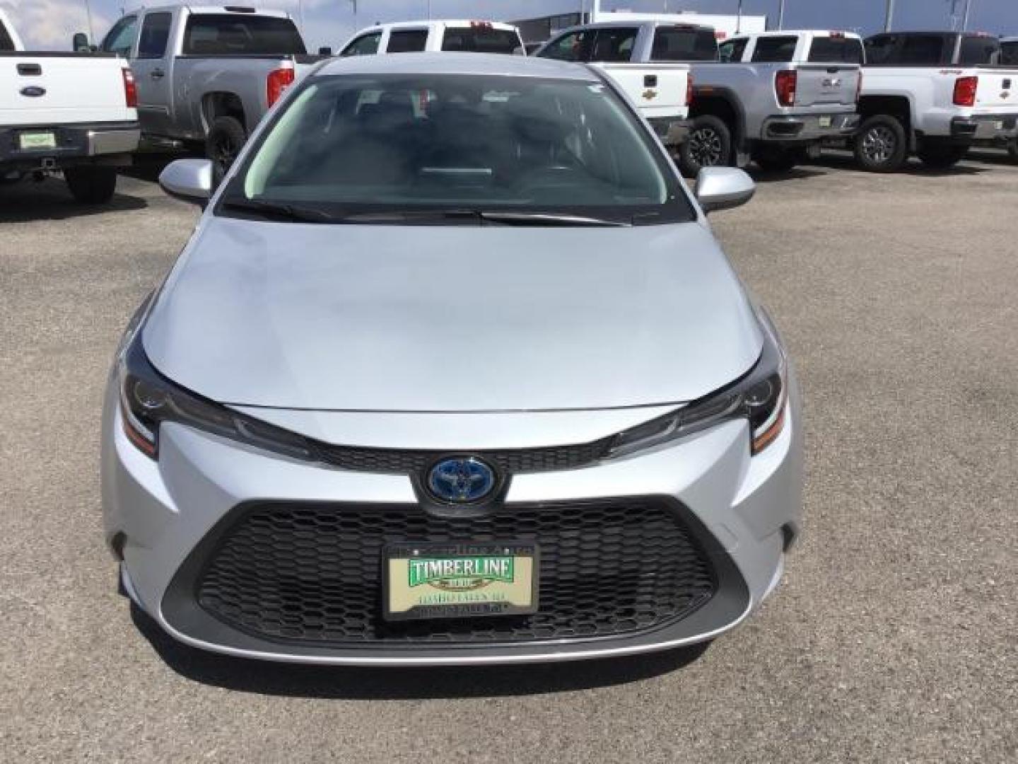 2022 SILVER /Gray, cloth Toyota Corolla LE Hybrid (JTDEAMDE3N3) with an 1.8L L4 DOHC 16V HYBRID engine, Automatic transmission, located at 1235 N Woodruff Ave., Idaho Falls, 83401, (208) 523-1053, 43.507172, -112.000488 - It is the HYBRID model with over 60 MPG!! The car comes with full sized rubber floor mats, a large touch screen display, blind spot monitor, newer tires with 90% tread, steering wheel mounted controls, push to start, back up camera, lane departure, collision avoidance, and so much more! At timberli - Photo#8