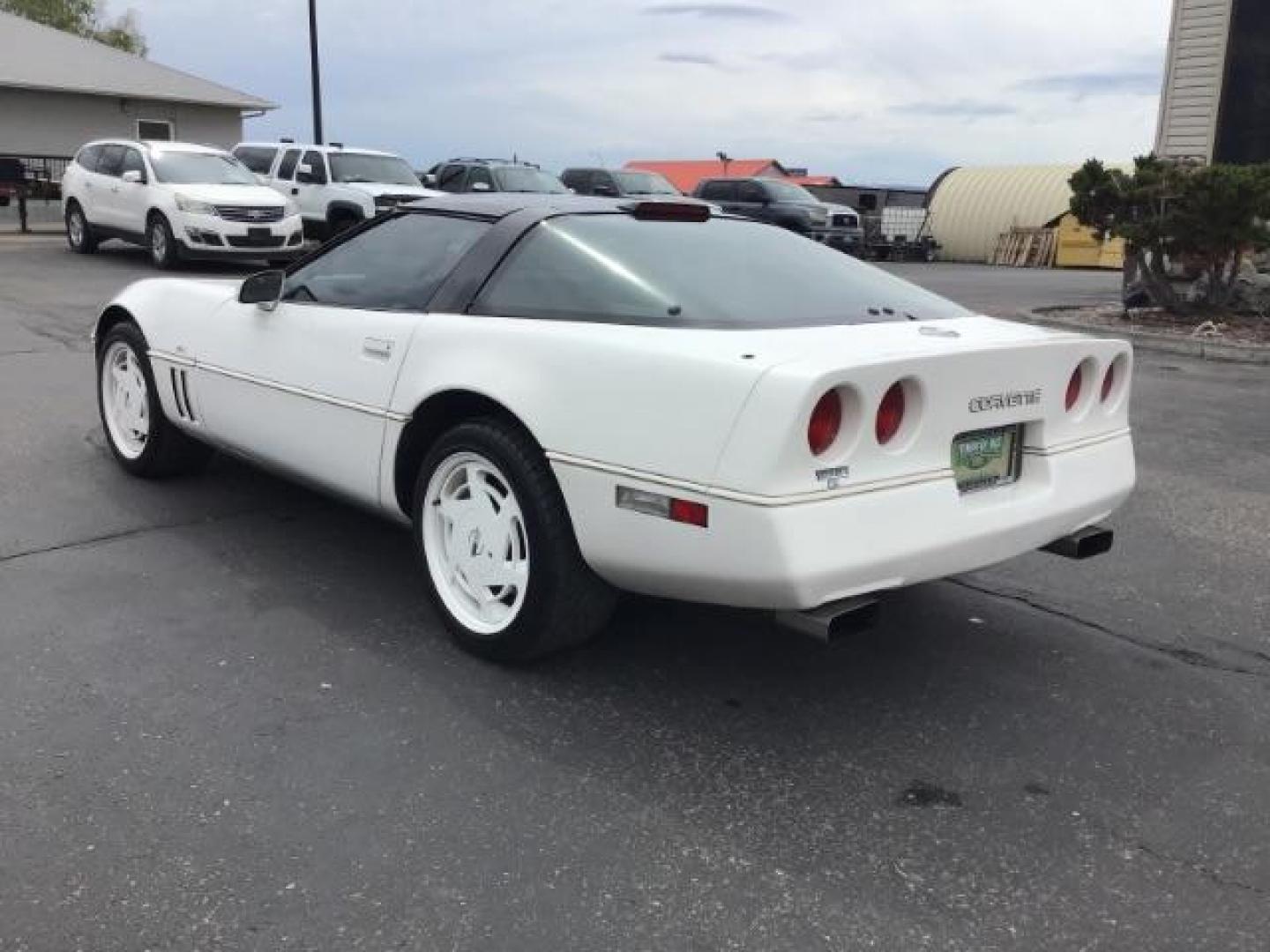 1988 Chevrolet Corvette Coupe (1G1YY2180J5) with an 5.7L V8 OHV 16V engine, 4-Speed Automatic transmission, located at 1235 N Woodruff Ave., Idaho Falls, 83401, (208) 523-1053, 43.507172, -112.000488 - This 1988 Chevrolet Corvette only has 83,202 miles. Is tuned and port injected, and is a 35th Anniversary Edition. At Timberline Auto it is always easy to find a great deal on your next vehicle! Our experienced sales staff can help find the right vehicle will fit your needs. Our knowledgeable finan - Photo#2