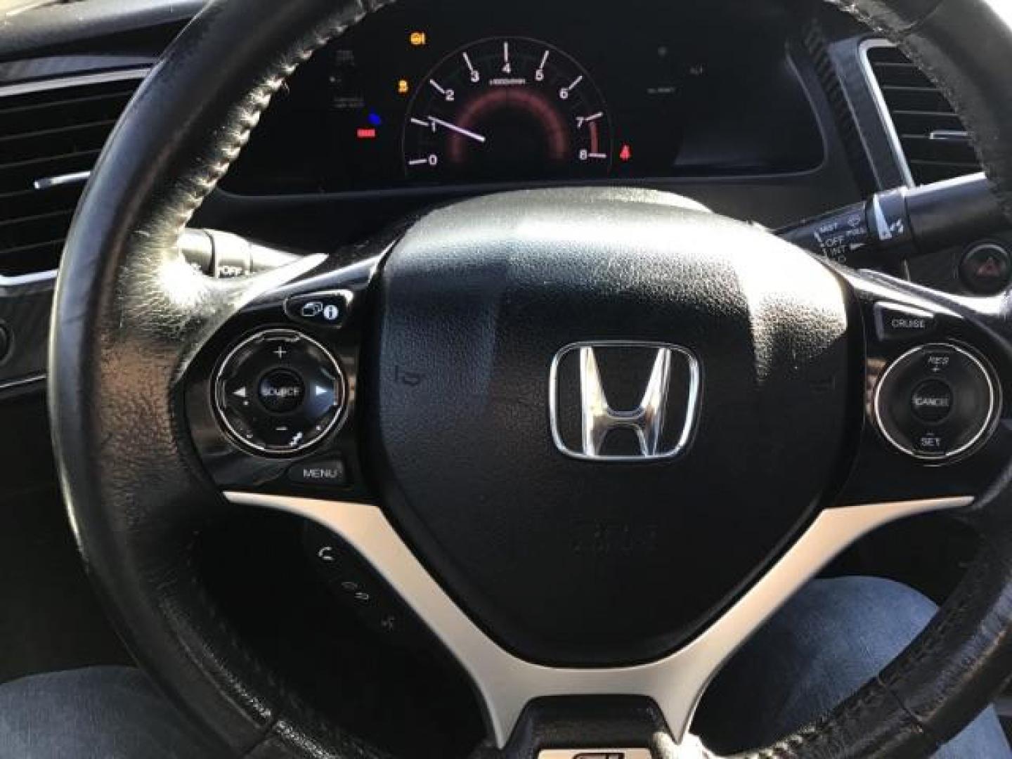 2013 Rallye Red /Black Cloth Interior Honda Civic Si Sedan 6-Speed MT (2HGFB6E55DH) with an 2.0L L4 DOHC 16V engine, 6-Speed Manual transmission, located at 1235 N Woodruff Ave., Idaho Falls, 83401, (208) 523-1053, 43.507172, -112.000488 - Photo#14