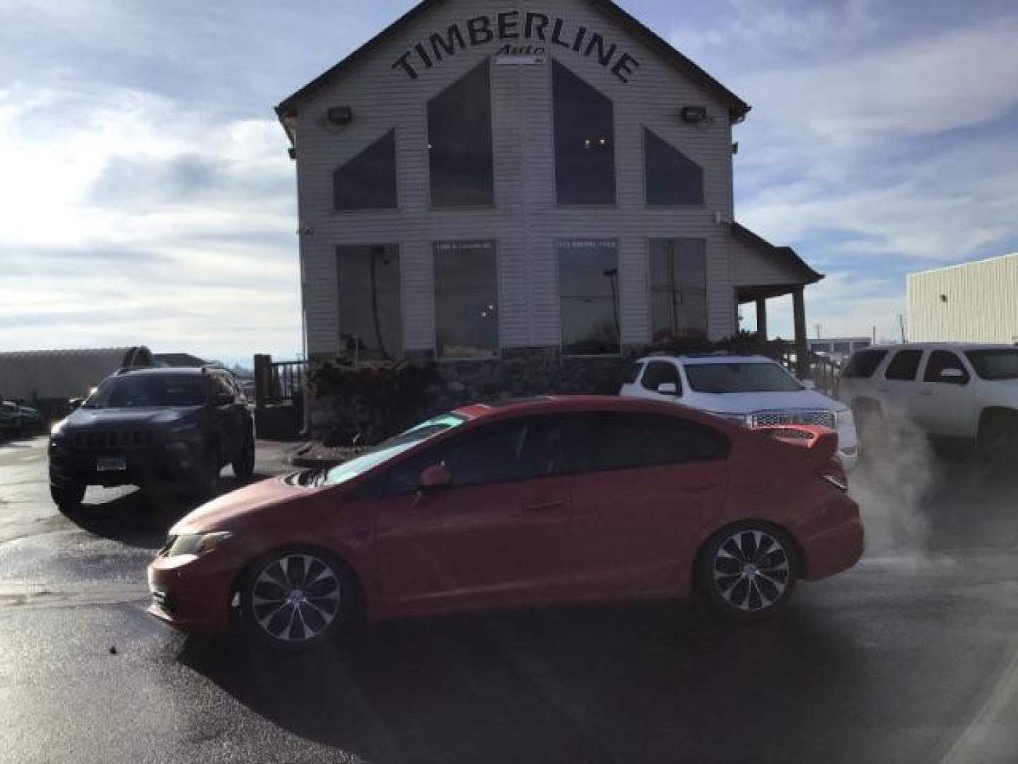 2013 Rallye Red /Black Cloth Interior Honda Civic Si Sedan 6-Speed MT (2HGFB6E55DH) with an 2.0L L4 DOHC 16V engine, 6-Speed Manual transmission, located at 1235 N Woodruff Ave., Idaho Falls, 83401, (208) 523-1053, 43.507172, -112.000488 - Photo#1