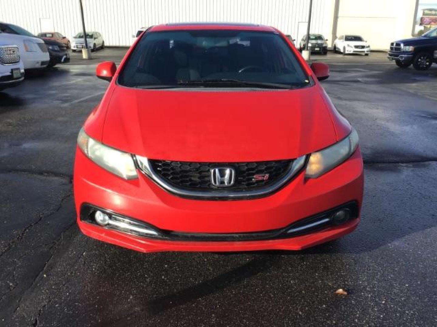 2013 Rallye Red /Black Cloth Interior Honda Civic Si Sedan 6-Speed MT (2HGFB6E55DH) with an 2.0L L4 DOHC 16V engine, 6-Speed Manual transmission, located at 1235 N Woodruff Ave., Idaho Falls, 83401, (208) 523-1053, 43.507172, -112.000488 - Photo#7