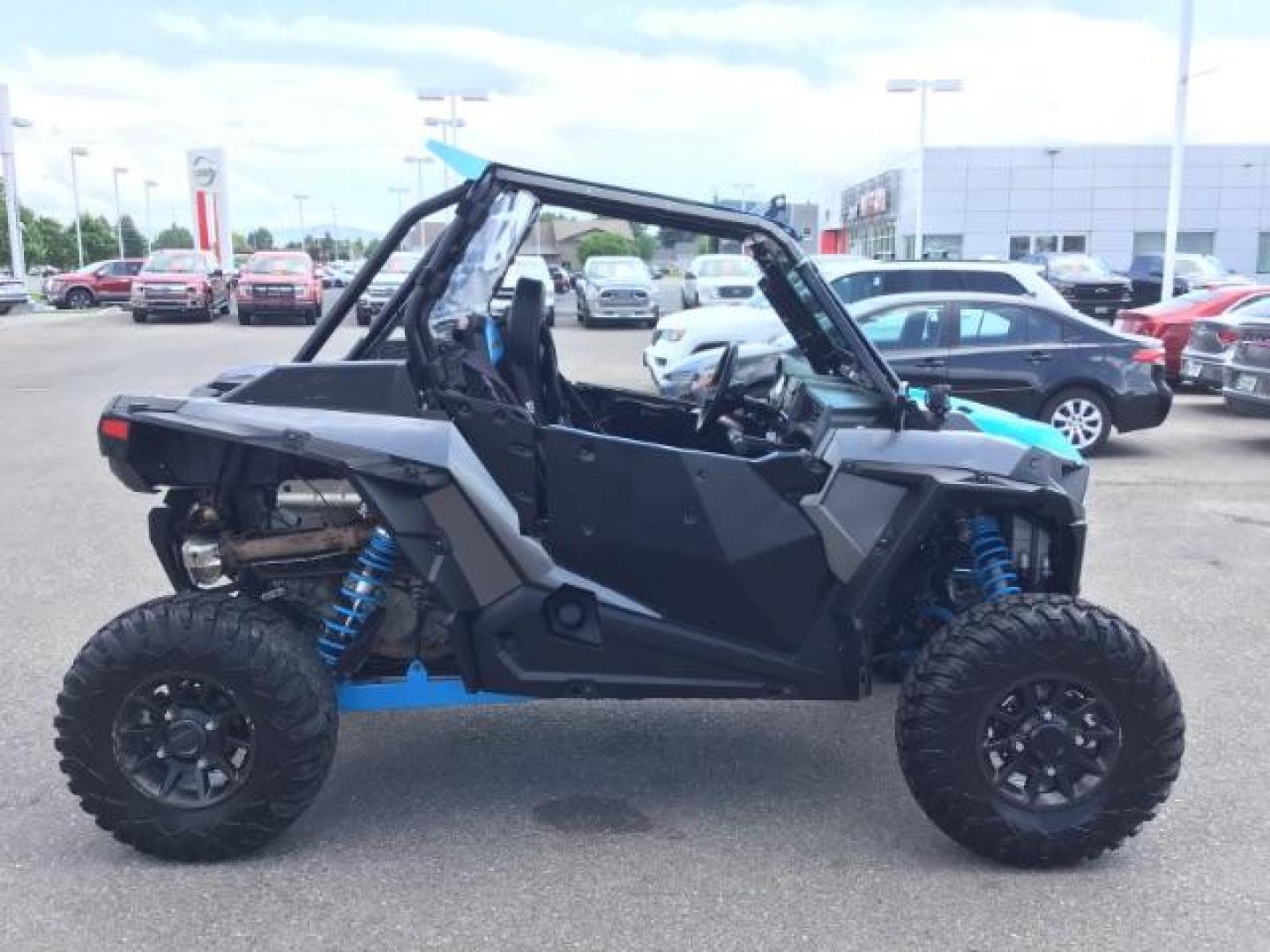 2019 BLUE /BLACK VINYL Polaris RZR XP Turbo EPS - (3NSVDE920KF) , AUTOMATIC transmission, located at 1235 N Woodruff Ave., Idaho Falls, 83401, (208) 523-1053, 43.507172, -112.000488 - Here is a mechanically stock 2019 RZR XP Turbo with low miles! This side-by-side is very clean and in great condition! Come on in and check it out! At Timberline Auto it is always easy to find a great deal on your next vehicle! Our experienced sales staff can help find the right vehicle that will fi - Photo#6