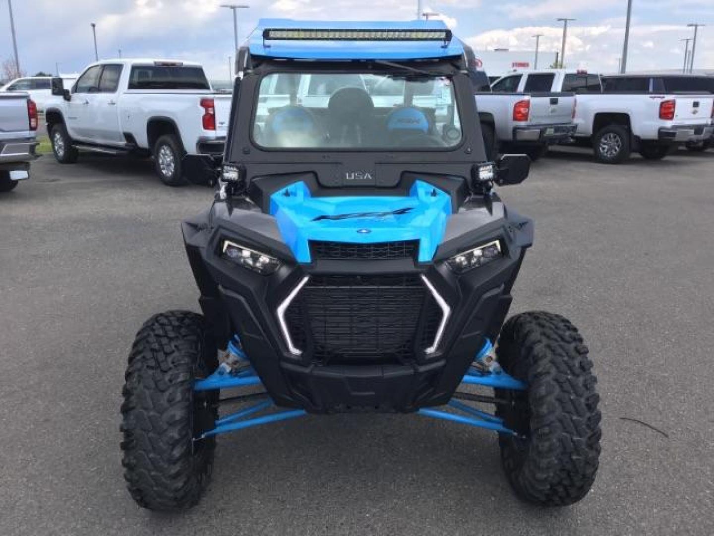 2019 BLUE /BLACK VINYL Polaris RZR XP Turbo EPS - (3NSVDE920KF) , AUTOMATIC transmission, located at 1235 N Woodruff Ave., Idaho Falls, 83401, (208) 523-1053, 43.507172, -112.000488 - Here is a mechanically stock 2019 RZR XP Turbo with low miles! This side-by-side is very clean and in great condition! Come on in and check it out! At Timberline Auto it is always easy to find a great deal on your next vehicle! Our experienced sales staff can help find the right vehicle that will fi - Photo#8