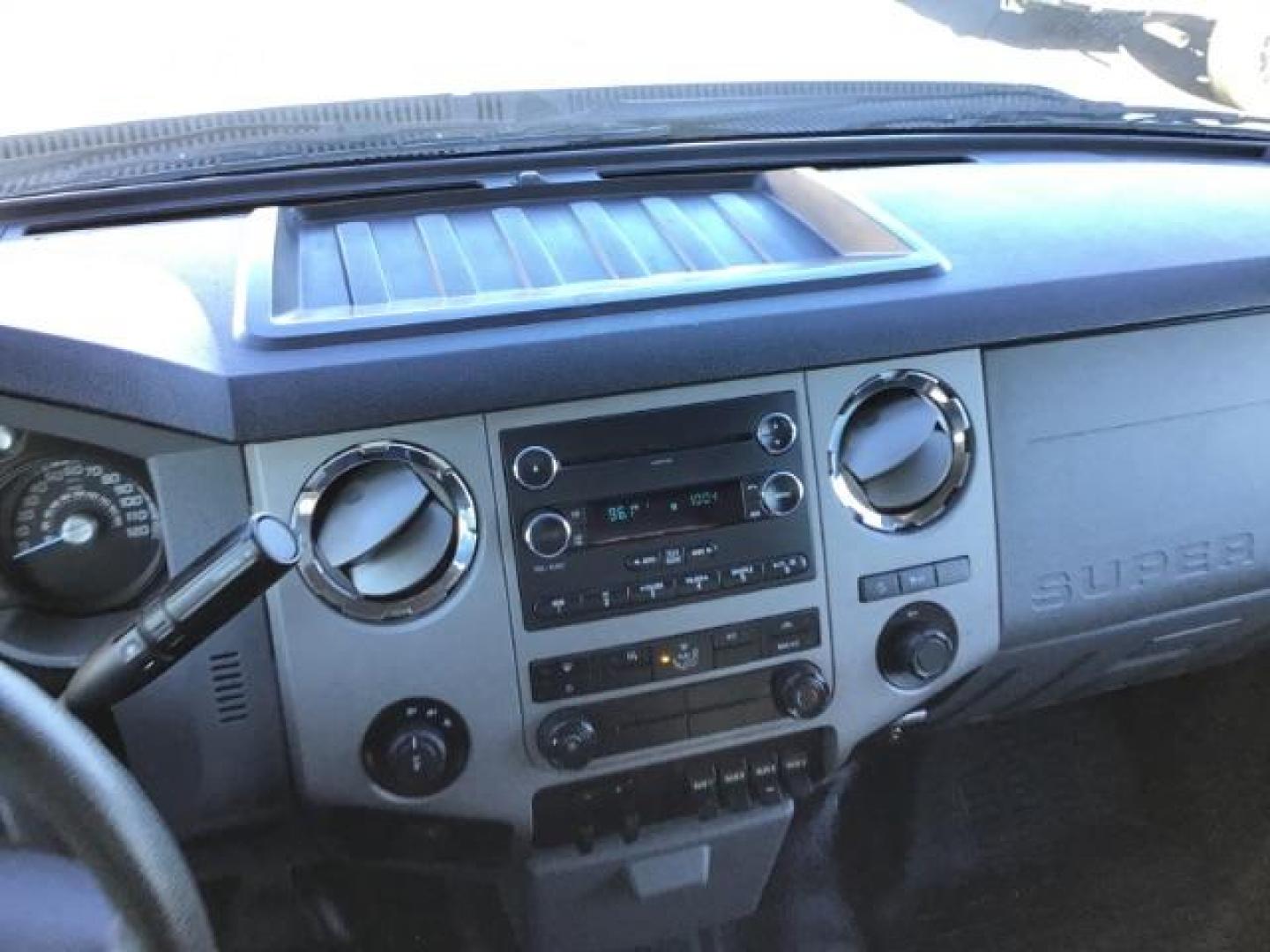 2015 Oxford White /Steel Ford F-250 SD XLT Crew Cab Long Bed 4WD (1FT7W2B65FE) with an 6.2L V8 OHV 16V engine, 6-Speed Automatic transmission, located at 1235 N Woodruff Ave., Idaho Falls, 83401, (208) 523-1053, 43.507172, -112.000488 - This 2015 Ford F250 XLT, comes with the 6.2L V8 gas motor. It has a 8 foot bed. Comes with Bluetooth, keyless entry, extended mirrors, remote start, and cloth seats. At Timberline Auto it is always easy to find a great deal on your next vehicle! Our experienced sales staff can help find the right v - Photo#10