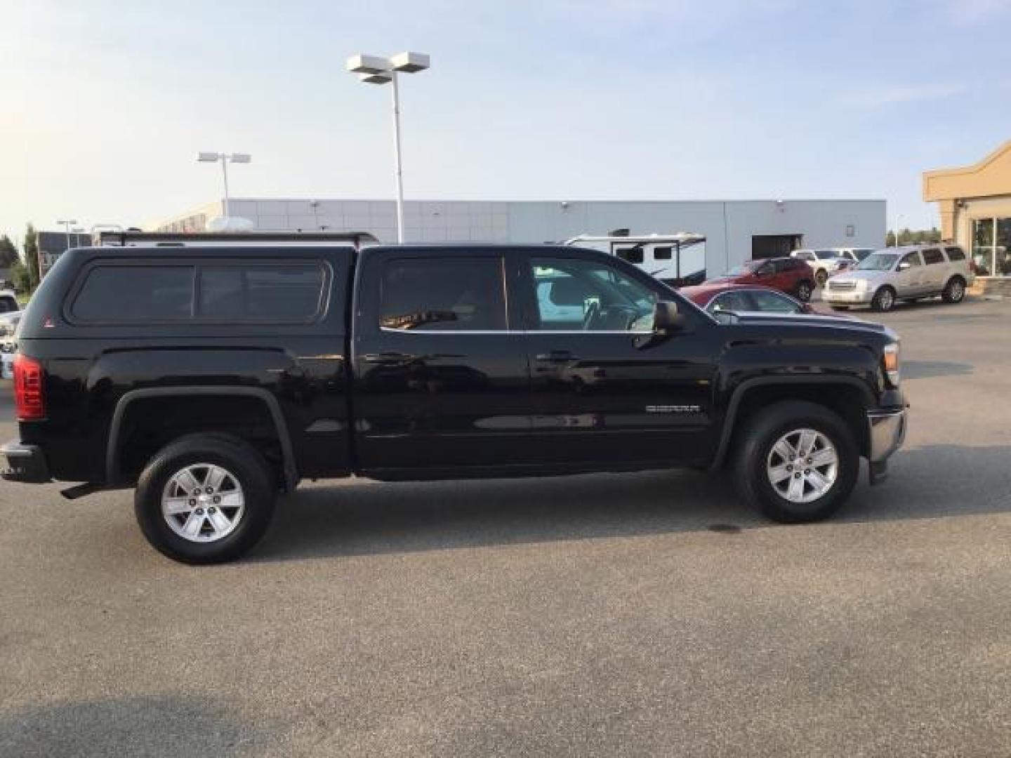 2015 Onyx Black /Jet Black, cloth GMC Sierra 1500 SLE Crew Cab Short Box 2WD (3GTP1UEC2FG) with an 5.3L V8 OHV 16V engine, 6-Speed Automatic transmission, located at 1235 N Woodruff Ave., Idaho Falls, 83401, (208) 523-1053, 43.507172, -112.000488 - This 2015 GMC 1500 SLT, has the 5.3L motor. It has a spray in bedliner, AM/FM CD, keyless remote, Alloy wheels. Interior and exterior and in very good condition At Timberline Auto it is always easy to find a great deal on your next vehicle! Our experienced sales staff can help find the right vehicle - Photo#5