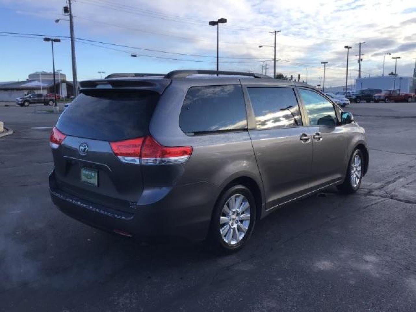 2011 Toyota Sienna XLE AWD 7-Pass V6 (5TDDK3DC0BS) with an 3.5L V6 EFI DOHC 24V engine, 5-Speed Automatic transmission, located at 1235 N Woodruff Ave., Idaho Falls, 83401, (208) 523-1053, 43.507172, -112.000488 - This 2011 Toyota Sienna XLE, is AWD. It has all of the options. At Timberline Auto it is always easy to find a great deal on your next vehicle! Our experienced sales staff can help find the right vehicle will fit your needs. Our knowledgeable finance department has options for almost any credit sco - Photo#4