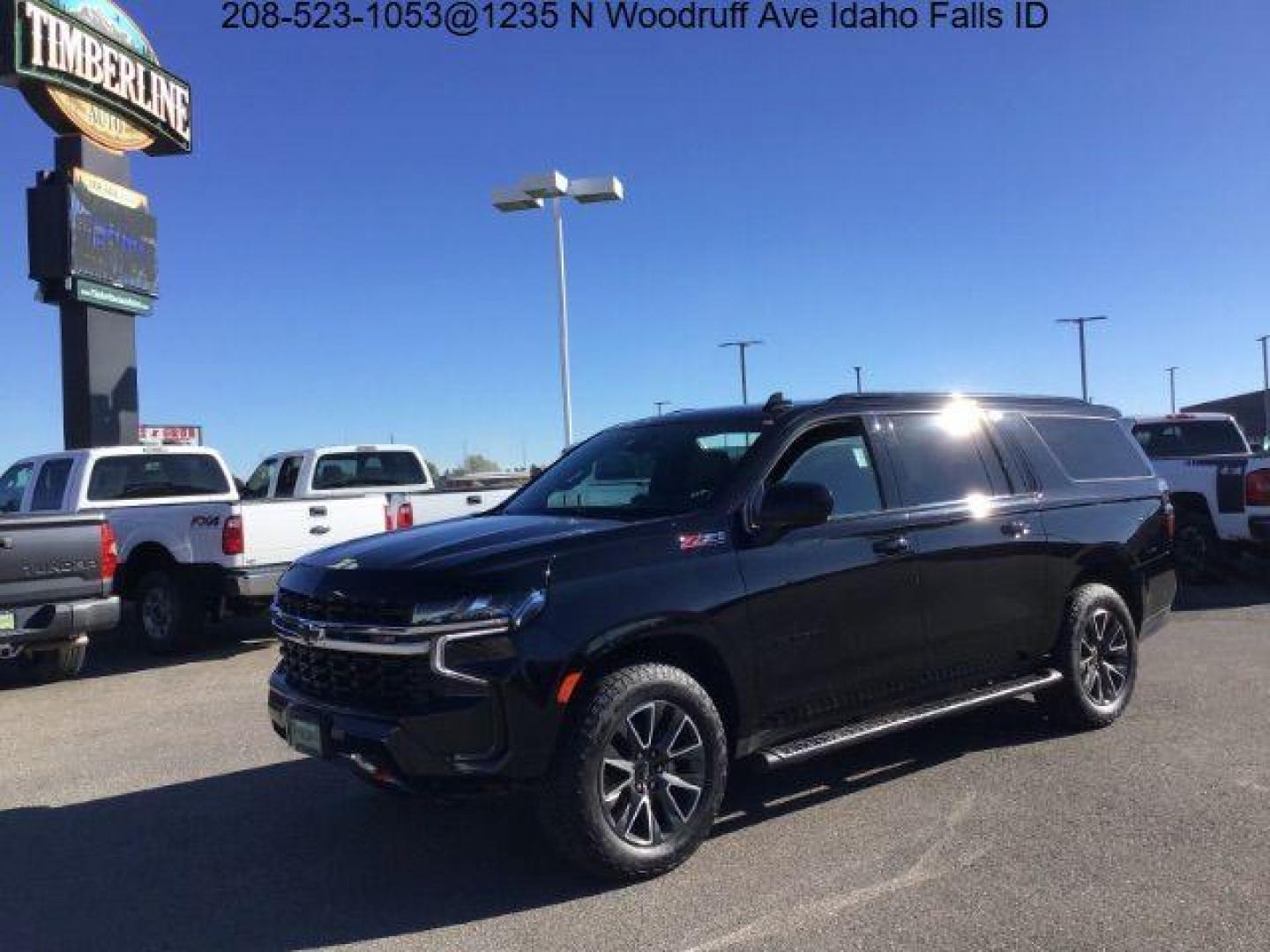 2022 Black /Jet Black Chevrolet Suburban Z71 (1GNSKDKDXNR) with an 5.3L V8 OHV 16V engine, 10-Speed Automatic transmission, located at 1235 N Woodruff Ave., Idaho Falls, 83401, (208) 523-1053, 43.507172, -112.000488 - This 2022 Chevrolet Suburban LT Z71, has the 5.3L V8 motor. It only has 35,683 miles. Comes with leather seats, both fronts seats are powered, heated seats, remote start, back up camera, lane assist, rear climate control, Bose stereo system, Running boards , and it has a towing package. At Timberlin - Photo#0