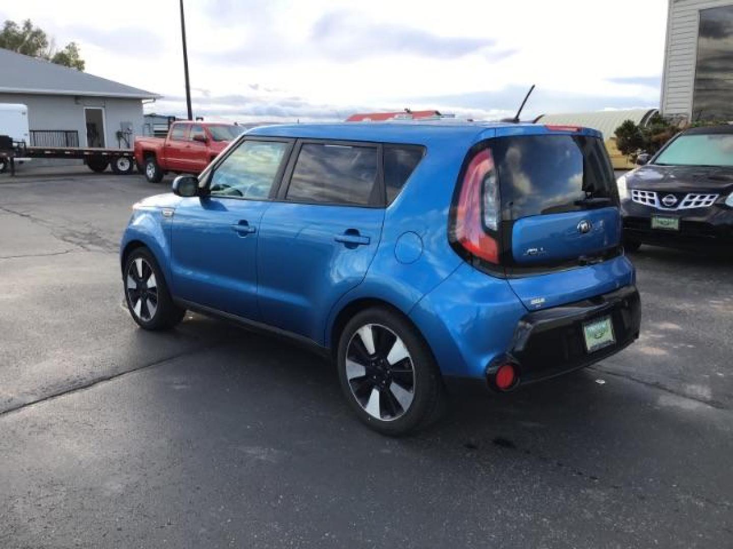 2016 Fathom Blue /Black, cloth Kia Soul + w/Eco Package (KNDJP3A56G7) with an 2.0L L4 DOHC 16V engine, 6-Speed Automatic transmission, located at 1235 N Woodruff Ave., Idaho Falls, 83401, (208) 523-1053, 43.507172, -112.000488 - At Timberline Auto it is always easy to find a great deal on your next vehicle! Our experienced sales staff can help find the right vehicle will fit your needs. Our knowledgeable finance department has options for almost any credit score. We offer many warranty contract options to protect you new pr - Photo#2