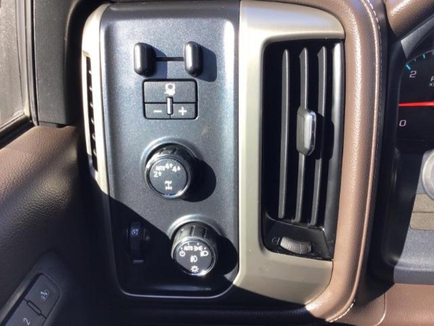 2018 Onyx Black /Cocoa/Dark Sand, leather GMC Sierra 1500 Denali Crew Cab Short Box 4WD (3GTU2PEJ0JG) with an 6.2L V8 OHV 16V engine, 6-Speed Automatic transmission, located at 1235 N Woodruff Ave., Idaho Falls, 83401, (208) 523-1053, 43.507172, -112.000488 - This 2018 GMC 1500 Denali has the 6.2L motor. It has 84,620. This is a really nice truck, that is loaded up with options. At Timberline Auto it is always easy to find a great deal on your next vehicle! Our experienced sales staff can help find the right vehicle that will fit your needs. Our knowledg - Photo#14