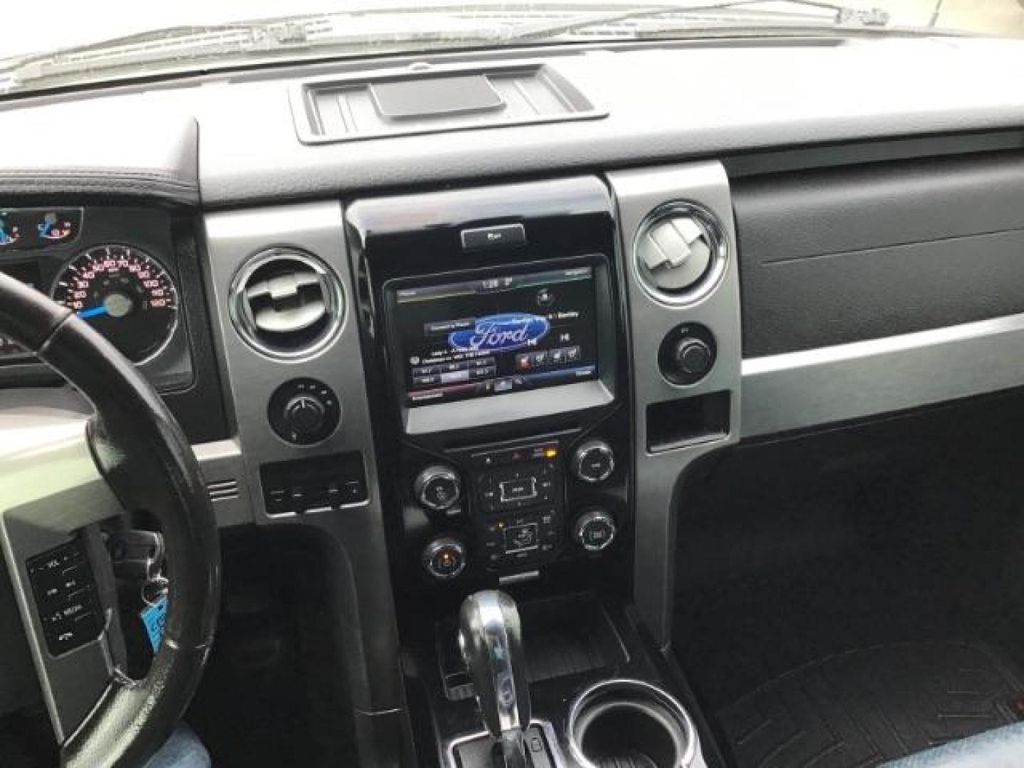 2014 White Platinum Met TC /Black Ford F-150 Platinum SuperCrew 6.5-ft. Bed 4WD (1FTFW1ET2EF) with an 3.5L V6 TURBO engine, 6-Speed Automatic transmission, located at 1235 N Woodruff Ave., Idaho Falls, 83401, (208) 523-1053, 43.507172, -112.000488 - This 2014 Ford F150 Limited, has the 3.5L Ecoboost motor. It has 86,000 miles. It comes with leather interior, heated and cooled seats, dual power seats, back up camera, sunroof, and remote start. At Timberline Auto it is always easy to find a great deal on your next vehicle! Our experienced sales s - Photo#10