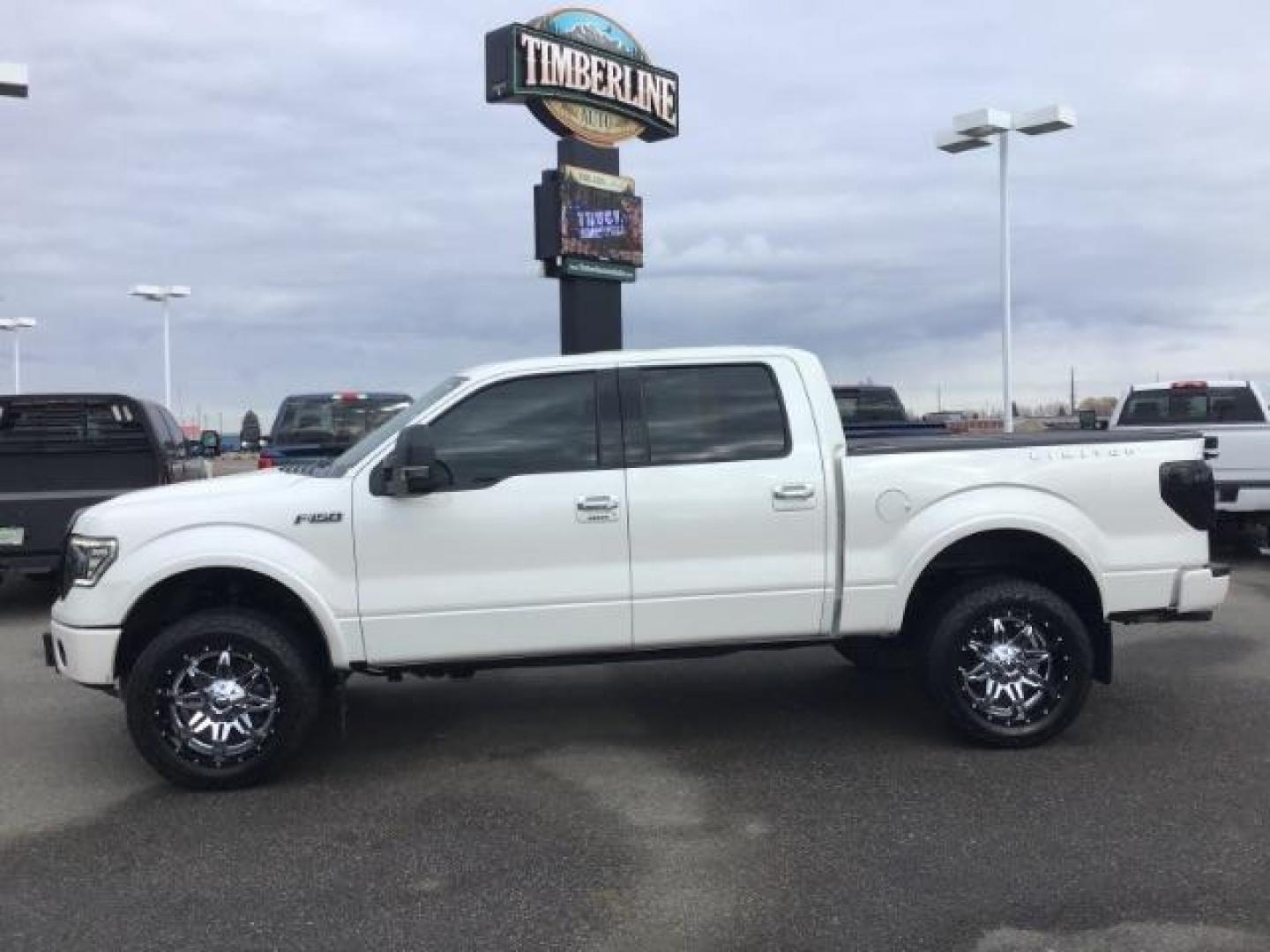 2014 White Platinum Met TC /Black Ford F-150 Platinum SuperCrew 6.5-ft. Bed 4WD (1FTFW1ET2EF) with an 3.5L V6 TURBO engine, 6-Speed Automatic transmission, located at 1235 N Woodruff Ave., Idaho Falls, 83401, (208) 523-1053, 43.507172, -112.000488 - This 2014 Ford F150 Limited, has the 3.5L Ecoboost motor. It has 86,000 miles. It comes with leather interior, heated and cooled seats, dual power seats, back up camera, sunroof, and remote start. At Timberline Auto it is always easy to find a great deal on your next vehicle! Our experienced sales s - Photo#1