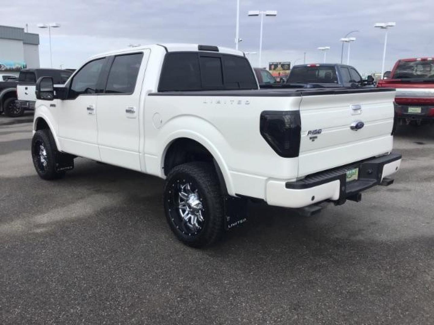 2014 White Platinum Met TC /Black Ford F-150 Platinum SuperCrew 6.5-ft. Bed 4WD (1FTFW1ET2EF) with an 3.5L V6 TURBO engine, 6-Speed Automatic transmission, located at 1235 N Woodruff Ave., Idaho Falls, 83401, (208) 523-1053, 43.507172, -112.000488 - This 2014 Ford F150 Limited, has the 3.5L Ecoboost motor. It has 86,000 miles. It comes with leather interior, heated and cooled seats, dual power seats, back up camera, sunroof, and remote start. At Timberline Auto it is always easy to find a great deal on your next vehicle! Our experienced sales s - Photo#2