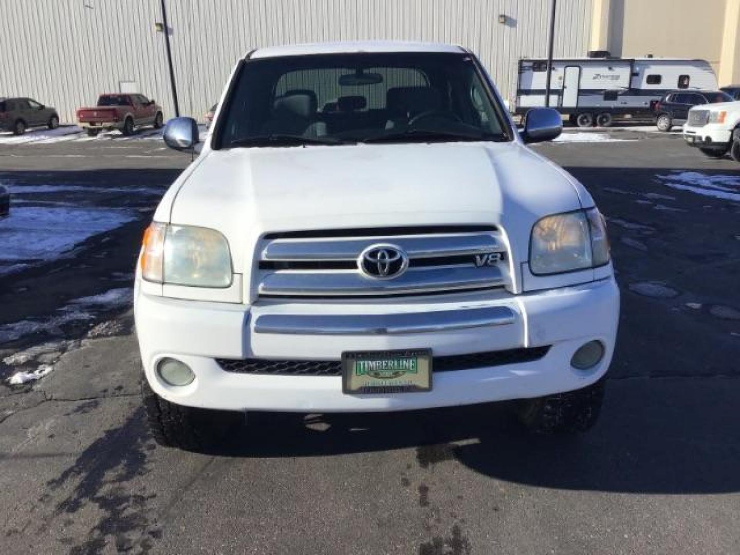 2004 Natural White /Gray Cloth Interior Toyota Tundra SR5 Double Cab 4WD (5TBDT44144S) with an 4.7L V8 DOHC 32V engine, 4-Speed Automatic transmission, located at 1235 N Woodruff Ave., Idaho Falls, 83401, (208) 523-1053, 43.507172, -112.000488 - This 2004 Toyota Tundra SR5 Double Cab 4WD, has cloth interior, cruise control, and AM/FM CD stereo. At Timberline Auto it is always easy to find a great deal on your next vehicle! Our experienced sales staff can help find the right vehicle will fit your needs. Our knowledgeable finance department h - Photo#7