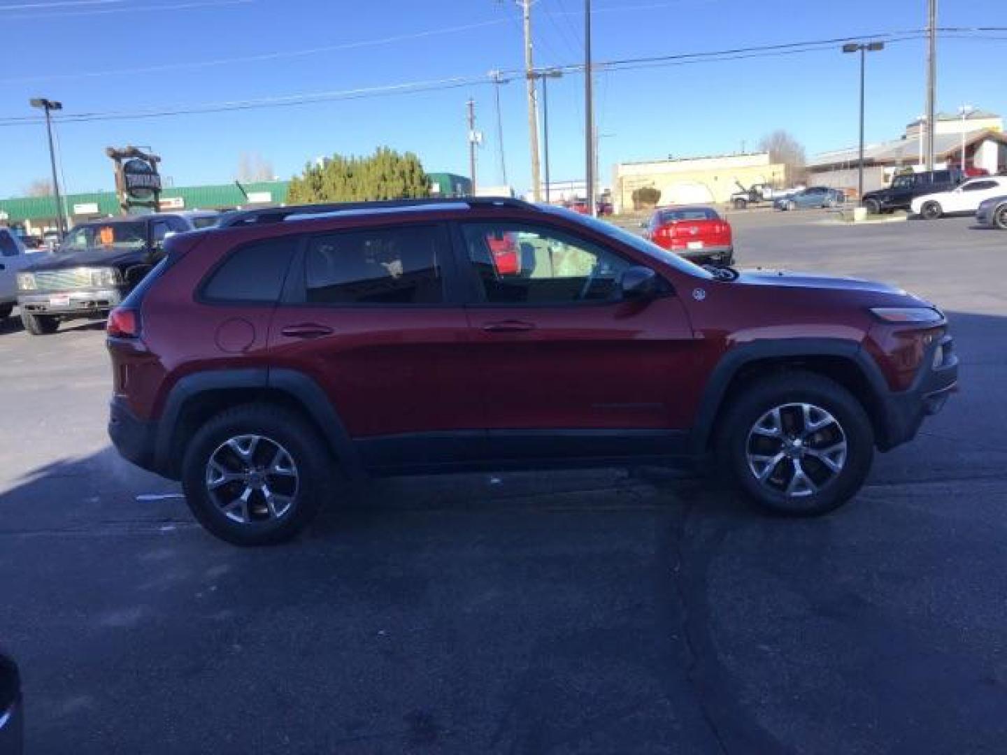 2014 /Black Jeep Cherokee Trailhawk 4WD (1C4PJMBS8EW) with an 3.2L V6 DOHC 24V engine, 9-Speed Automatic transmission, located at 1235 N Woodruff Ave., Idaho Falls, 83401, (208) 523-1053, 43.507172, -112.000488 - This 2014 Jeep Cherokee Trailhawk, is AWD. It has 134,000 miles. It comes with leather interior, heated seats, touch screen, bluetooth, and Sirius XM. At Timberline Auto it is always easy to find a great deal on your next vehicle! Our experienced sales staff can help find the right vehicle will fit - Photo#5