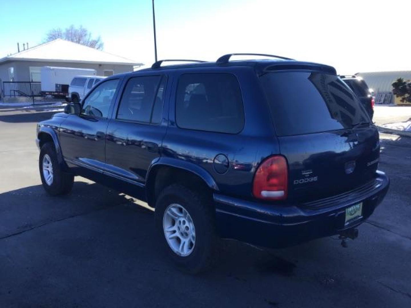 2002 Dodge Durango SLT 4WD (1B4HS48N62F) with an 4.7L V8 SOHC 16V engine, located at 1235 N Woodruff Ave., Idaho Falls, 83401, (208) 523-1053, 43.507172, -112.000488 - Photo#2