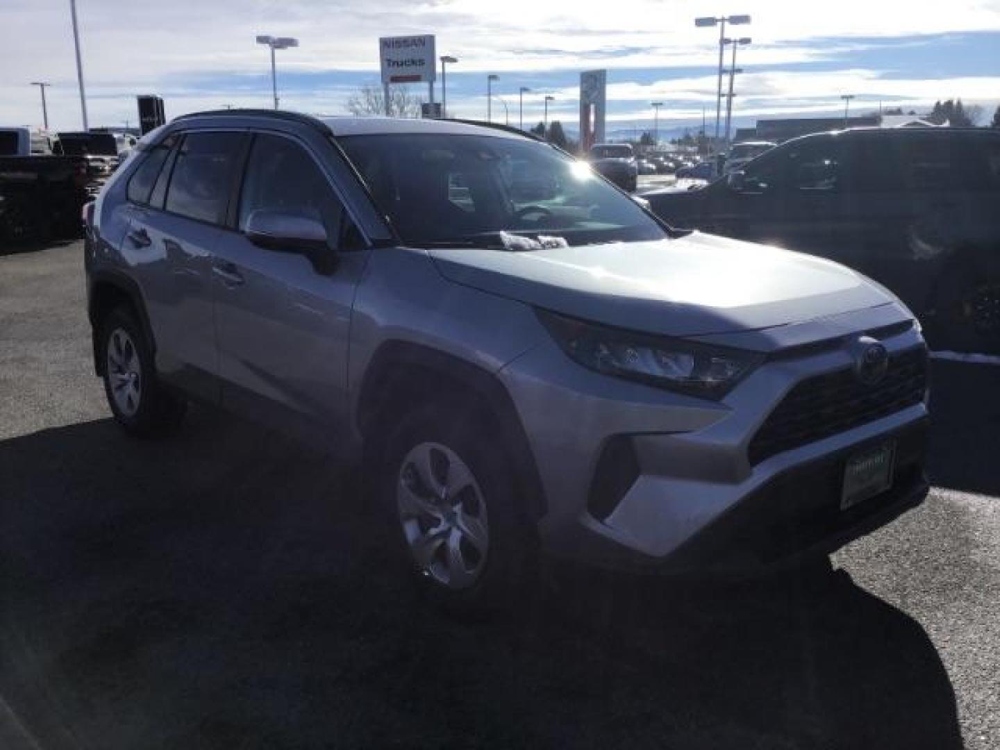 2021 Silver Sky Metallic /Black, cloth Toyota RAV4 LE AWD (2T3G1RFV9MC) with an 2.5L L4 DOHC 16V engine, 8-Speed Automatic transmission, located at 1235 N Woodruff Ave., Idaho Falls, 83401, (208) 523-1053, 43.507172, -112.000488 - This 2021 Toyota Rav4 LE, is AWD, has the 2.5L 4cyl. motor. It has 62,356 miles. Comes with cloth interior, back up camera, lane assist, blind spot, blue tooth and power locks and windows. At Timberline Auto it is always easy to find a great deal on your next vehicle! Our experienced sales staff can - Photo#6