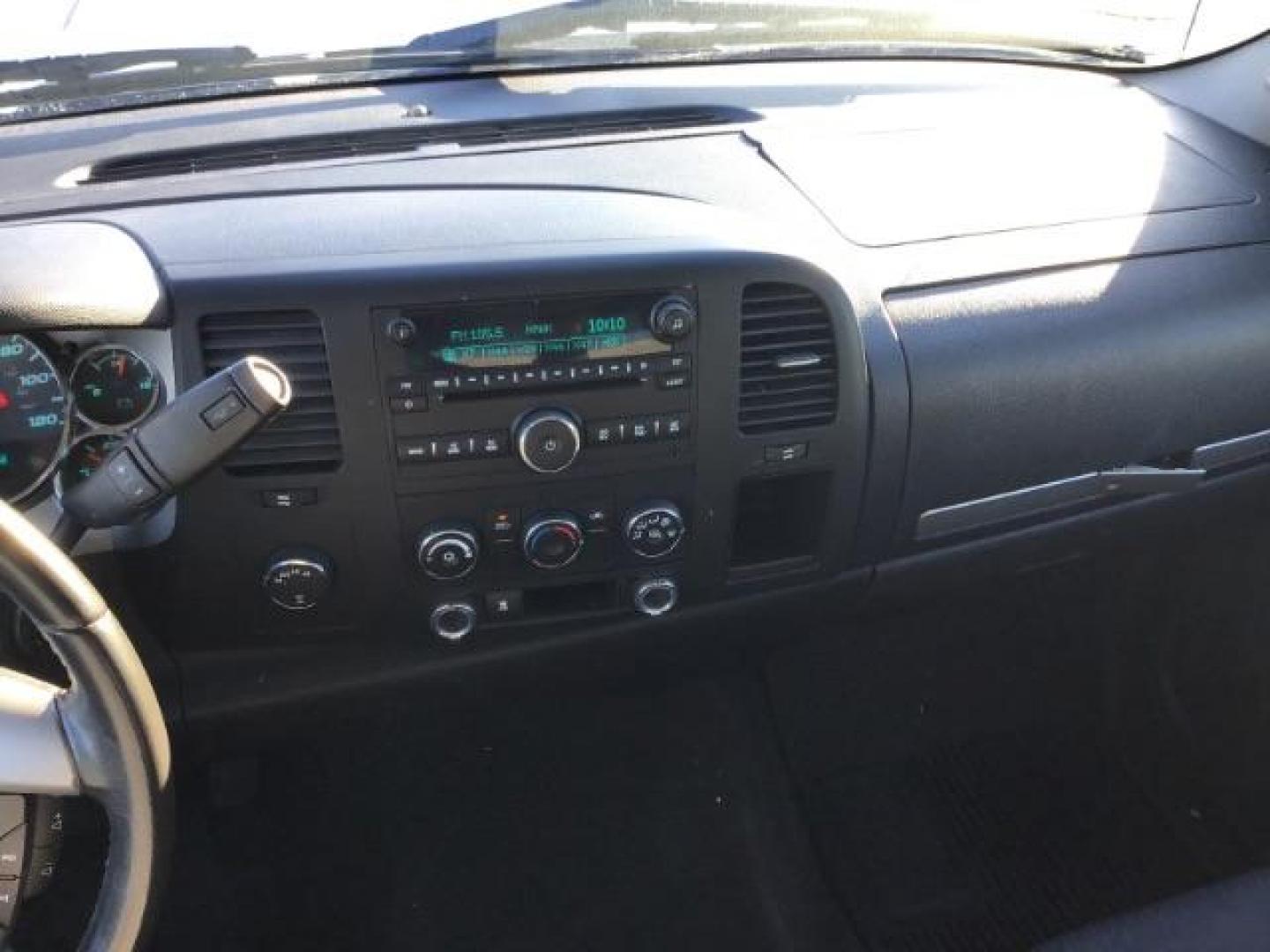 2011 Chevrolet Silverado 1500 LT Crew Cab 4WD (3GCPKSE3XBG) with an 5.3L V8 OHV 16V FFV engine, 6-Speed Automatic transmission, located at 1235 N Woodruff Ave., Idaho Falls, 83401, (208) 523-1053, 43.507172, -112.000488 - This 2011 Chevrolet Silverado 1500 LT 4x4, has the Z71 suspension package. It has 239,000 miles. It comes with cloth interior, cruise control, power windows and locks, and AM/FM CD stereo. At Timberline Auto it is always easy to find a great deal on your next vehicle! Our experienced sales staff can - Photo#10