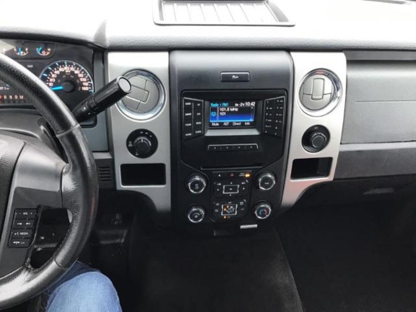 2013 WHITE /CLOTH Ford F-150 XLT SuperCrew 5.5-ft. Bed 4WD (1FTFW1ET9DF) with an 3.5L V6 TURBO engine, 6-Speed Automatic transmission, located at 1235 N Woodruff Ave., Idaho Falls, 83401, (208) 523-1053, 43.507172, -112.000488 - This 2013 Ford F150 XLT 4x4, has the 3.5L ecoboost motor. It has 138,000 miles. It comes with cloth seats, blue tooth audio, power door locks, power windows, and cruise control. At Timberline Auto it is always easy to find a great deal on your next vehicle! Our experienced sales staff can help find - Photo#10