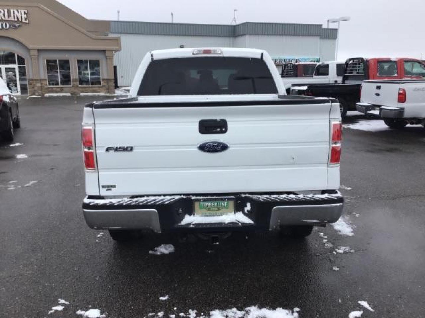 2013 WHITE /CLOTH Ford F-150 XLT SuperCrew 5.5-ft. Bed 4WD (1FTFW1ET9DF) with an 3.5L V6 TURBO engine, 6-Speed Automatic transmission, located at 1235 N Woodruff Ave., Idaho Falls, 83401, (208) 523-1053, 43.507172, -112.000488 - This 2013 Ford F150 XLT 4x4, has the 3.5L ecoboost motor. It has 138,000 miles. It comes with cloth seats, blue tooth audio, power door locks, power windows, and cruise control. At Timberline Auto it is always easy to find a great deal on your next vehicle! Our experienced sales staff can help find - Photo#3