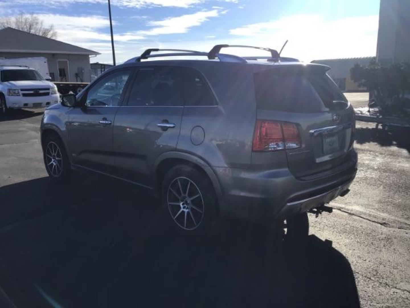 2013 Titanium Silver Kia Sorento SX 4WD (5XYKWDA25DG) with an 3.5L V6 DOHC 24V engine, 6-Speed Automatic transmission, located at 1235 N Woodruff Ave., Idaho Falls, 83401, (208) 523-1053, 43.507172, -112.000488 - This 2013 Kia Sorento SX, has the V6 motor. It has 169,000 miles. It comes with leather interior, heated and cooled seats. power seats, dual sunroofs, blue tooth, and navigation. At Timberline Auto it is always easy to find a great deal on your next vehicle! Our experienced sales staff can help find - Photo#3