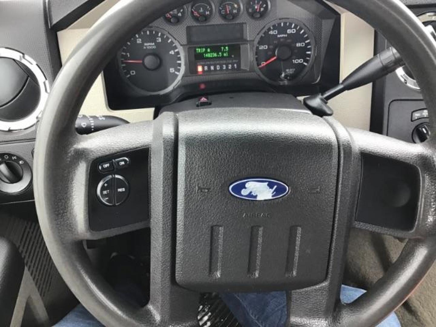 2008 Oxford White Ford F-250 SD EXTENDED CAB PICKUP 4-DR (1FTSX21R68E) with an 6.4L V8 OHV 32V TURBO DIESEL engine, 5-Speed Automatic transmission, located at 1235 N Woodruff Ave., Idaho Falls, 83401, (208) 523-1053, 43.507172, -112.000488 - This 2008 Ford F250 XLT has the 6.4L diesel motor. It has fixed running boards, cloth interior, AM/FM CD stereo, keyless remote, power locks, power windows, and integrated trailer brake. At Timberline Auto it is always easy to find a great deal on your next vehicle! Our experienced sales staff can h - Photo#15