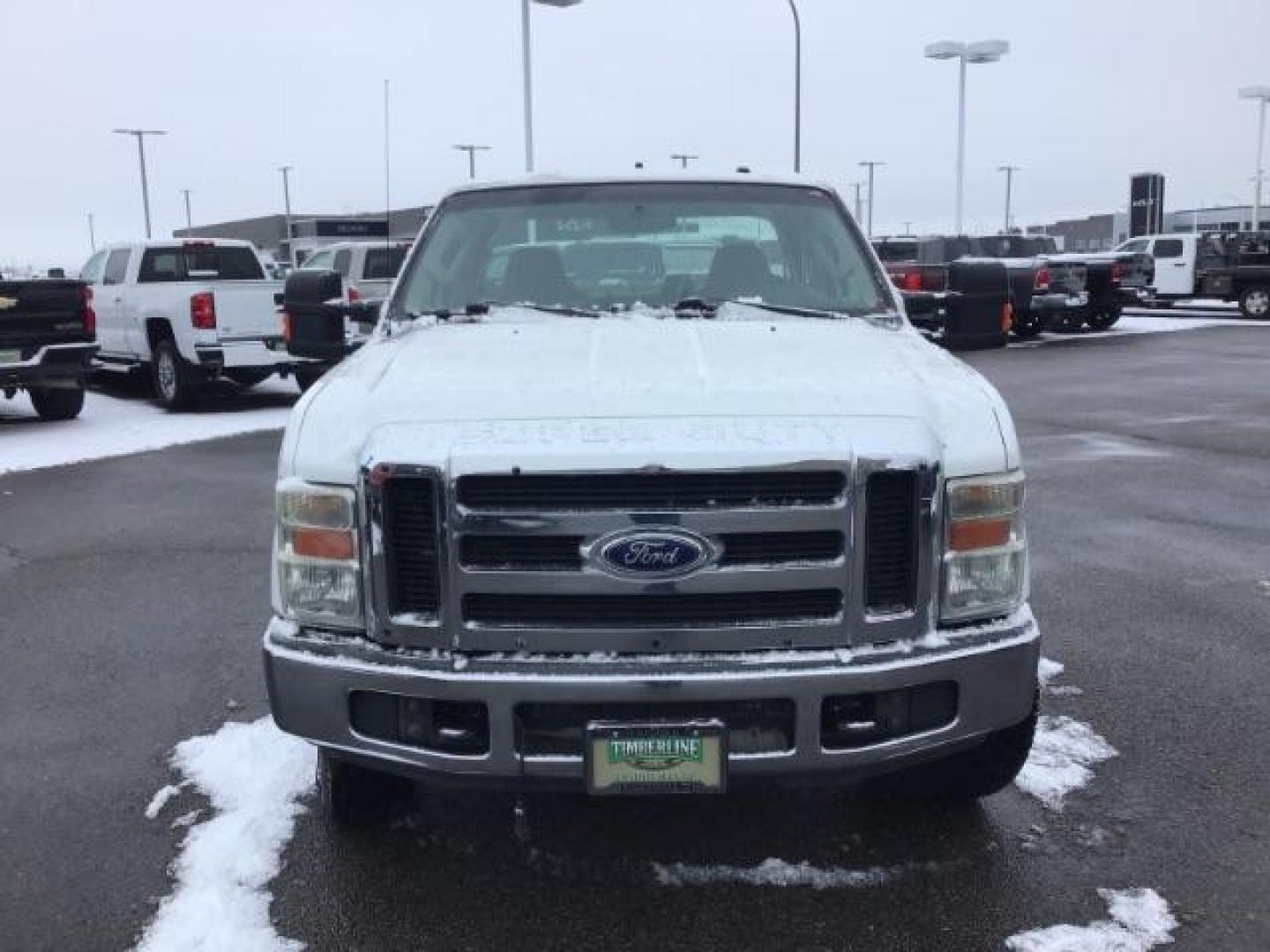 2008 Oxford White Ford F-250 SD EXTENDED CAB PICKUP 4-DR (1FTSX21R68E) with an 6.4L V8 OHV 32V TURBO DIESEL engine, 5-Speed Automatic transmission, located at 1235 N Woodruff Ave., Idaho Falls, 83401, (208) 523-1053, 43.507172, -112.000488 - This 2008 Ford F250 XLT has the 6.4L diesel motor. It has fixed running boards, cloth interior, AM/FM CD stereo, keyless remote, power locks, power windows, and integrated trailer brake. At Timberline Auto it is always easy to find a great deal on your next vehicle! Our experienced sales staff can h - Photo#7