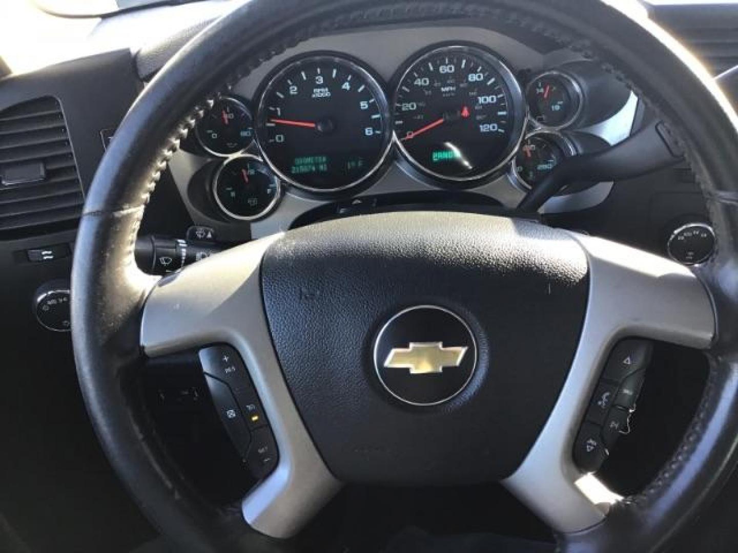 2012 White Diamond /Ebony Cloth Interior Chevrolet Silverado 1500 LT Crew Cab 4WD (3GCPKSE70CG) with an 5.3L V8 OHV 16V FFV engine, 6-Speed Automatic transmission, located at 1235 N Woodruff Ave., Idaho Falls, 83401, (208) 523-1053, 43.507172, -112.000488 - This 2012 Chevrolet 1500 LT, has the 5.3L V8 motor. It has 216,000 miles. It is 4x4, Comes with Power seats, cruise control, AM / FM CD stereo. At Timberline Auto it is always easy to find a great deal on your next vehicle! Our experienced sales staff can help find the right vehicle will fit your ne - Photo#12